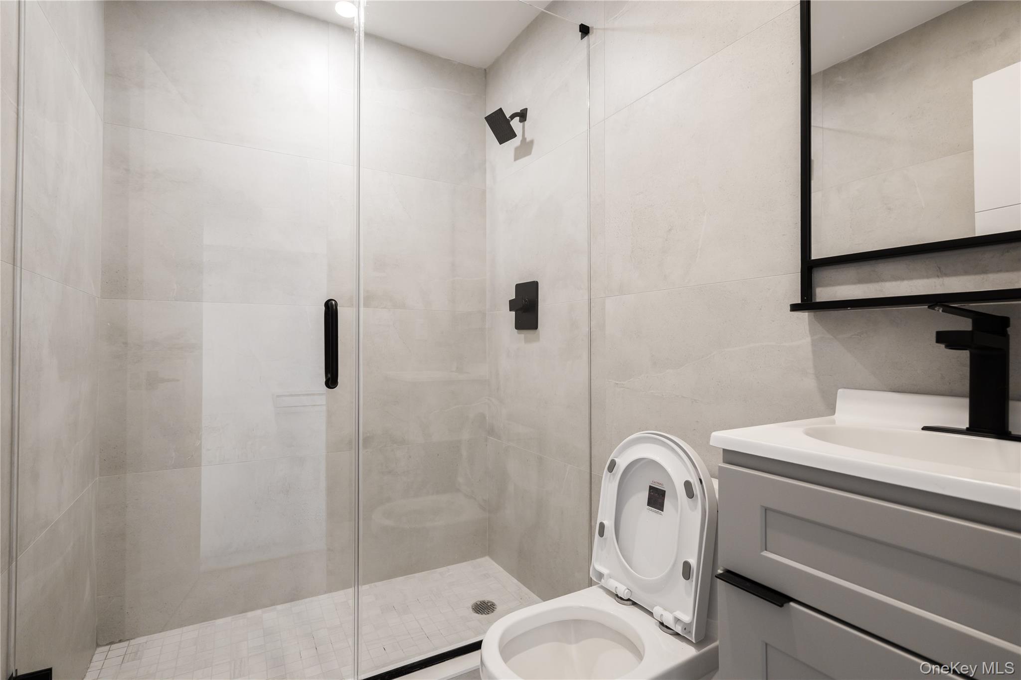 315 W Broadway, Unit BE photo 15
