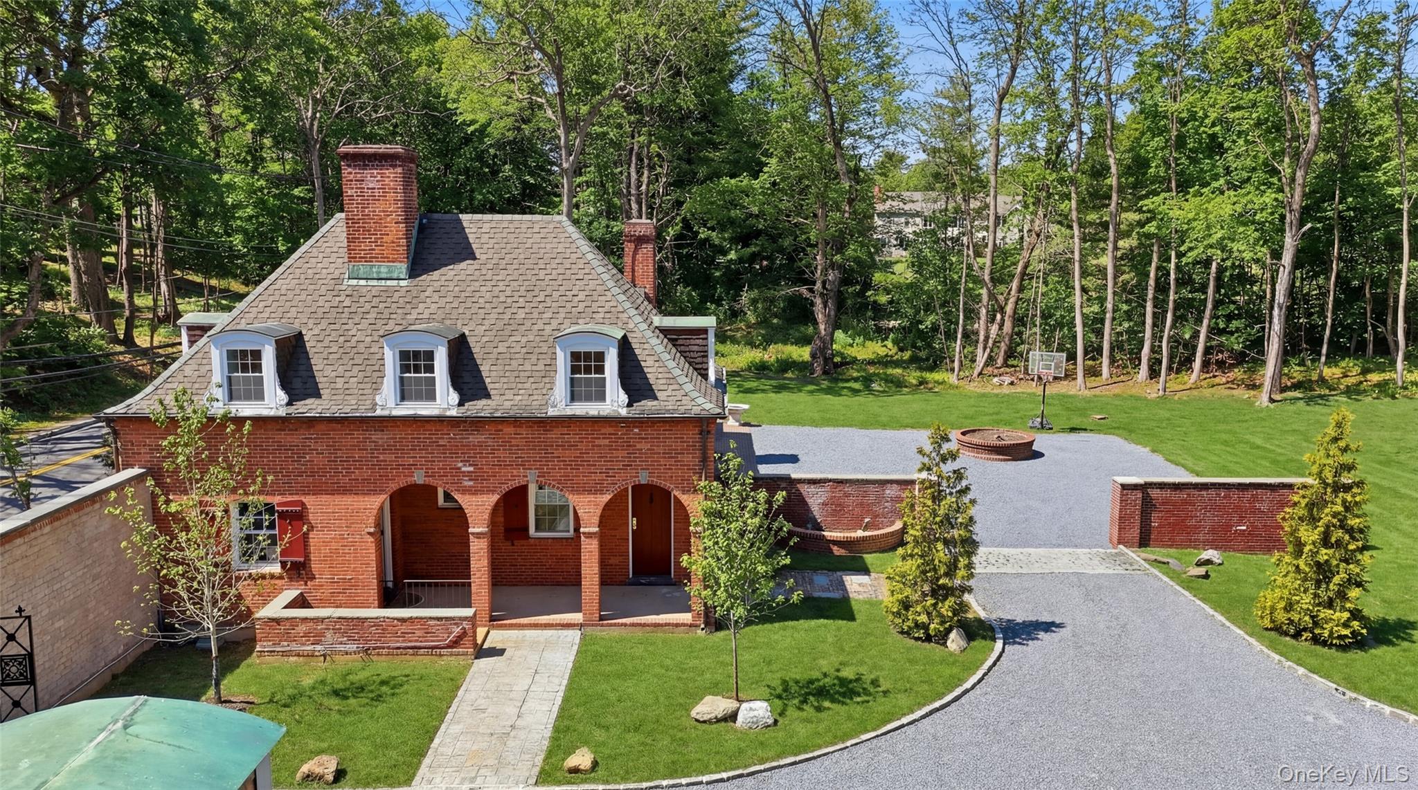 22 Brookville Road – For Sale photo 7