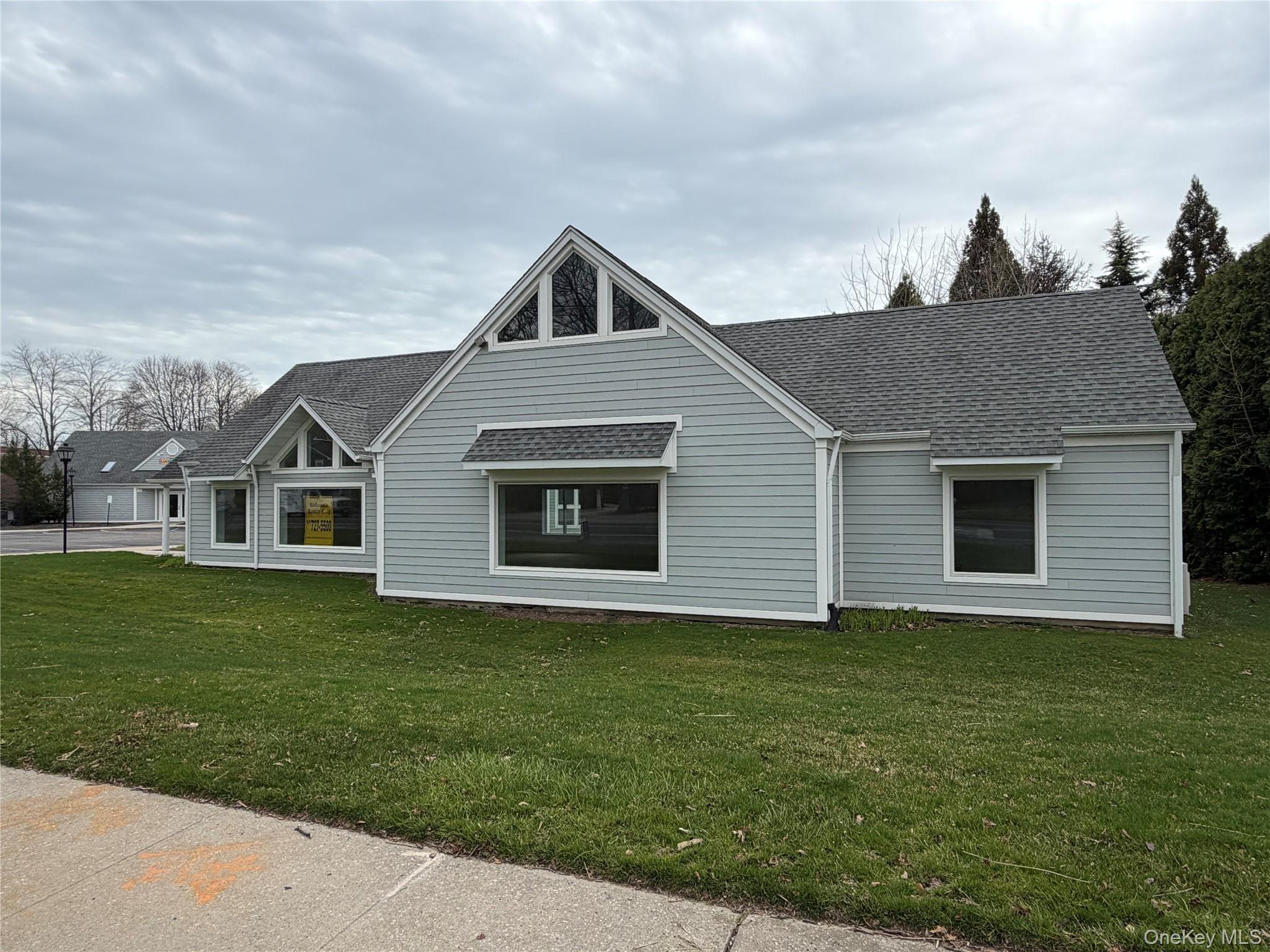 487 Main Road, Unit A photo 3