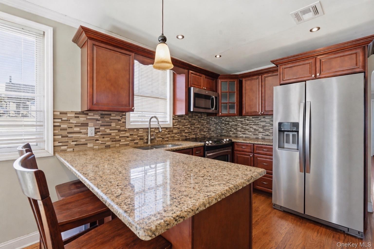 108 4th Street – For Sale photo 3