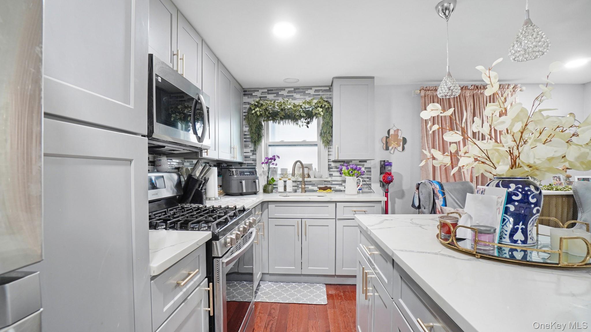120 4th Avenue – For Sale photo 19