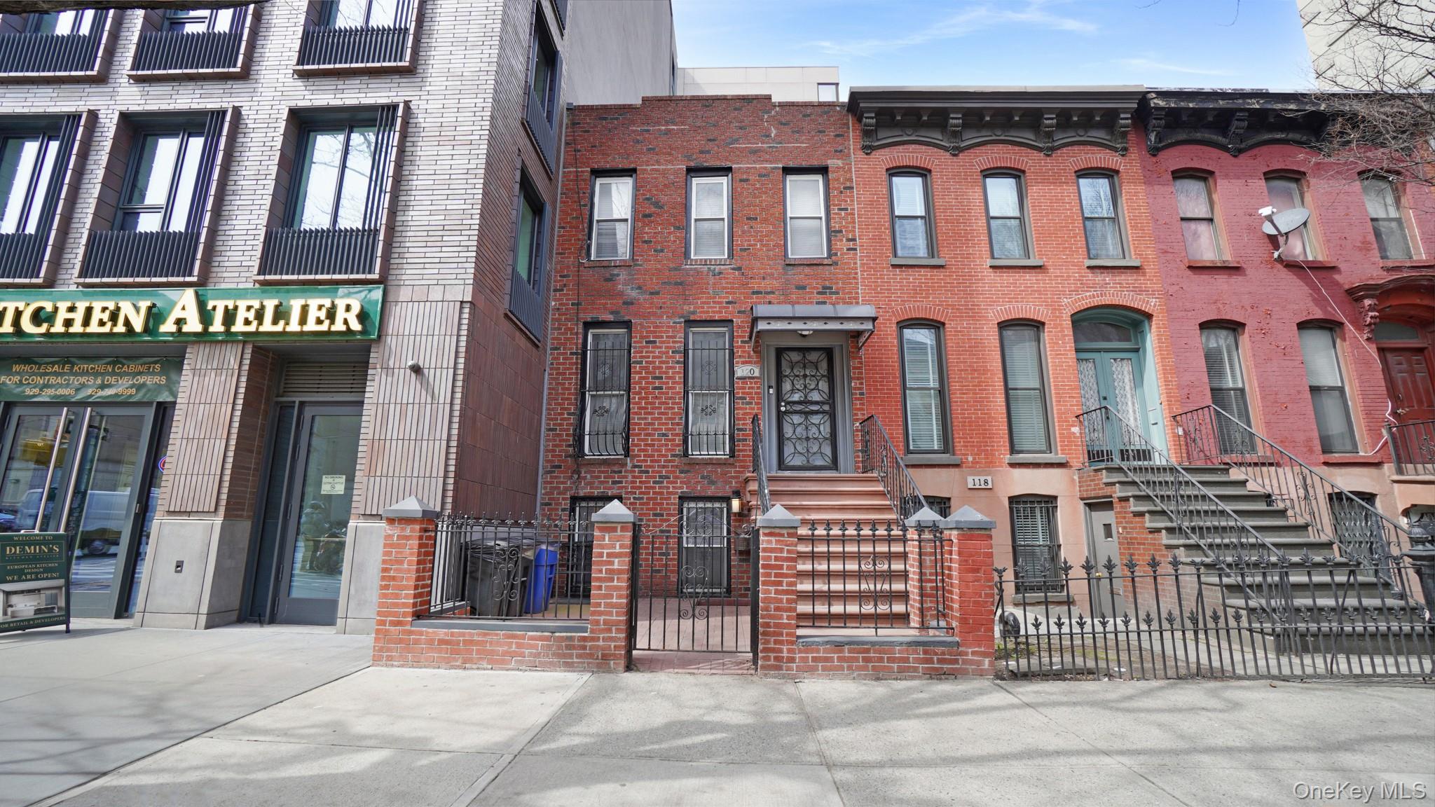 120 4th Avenue – For Sale