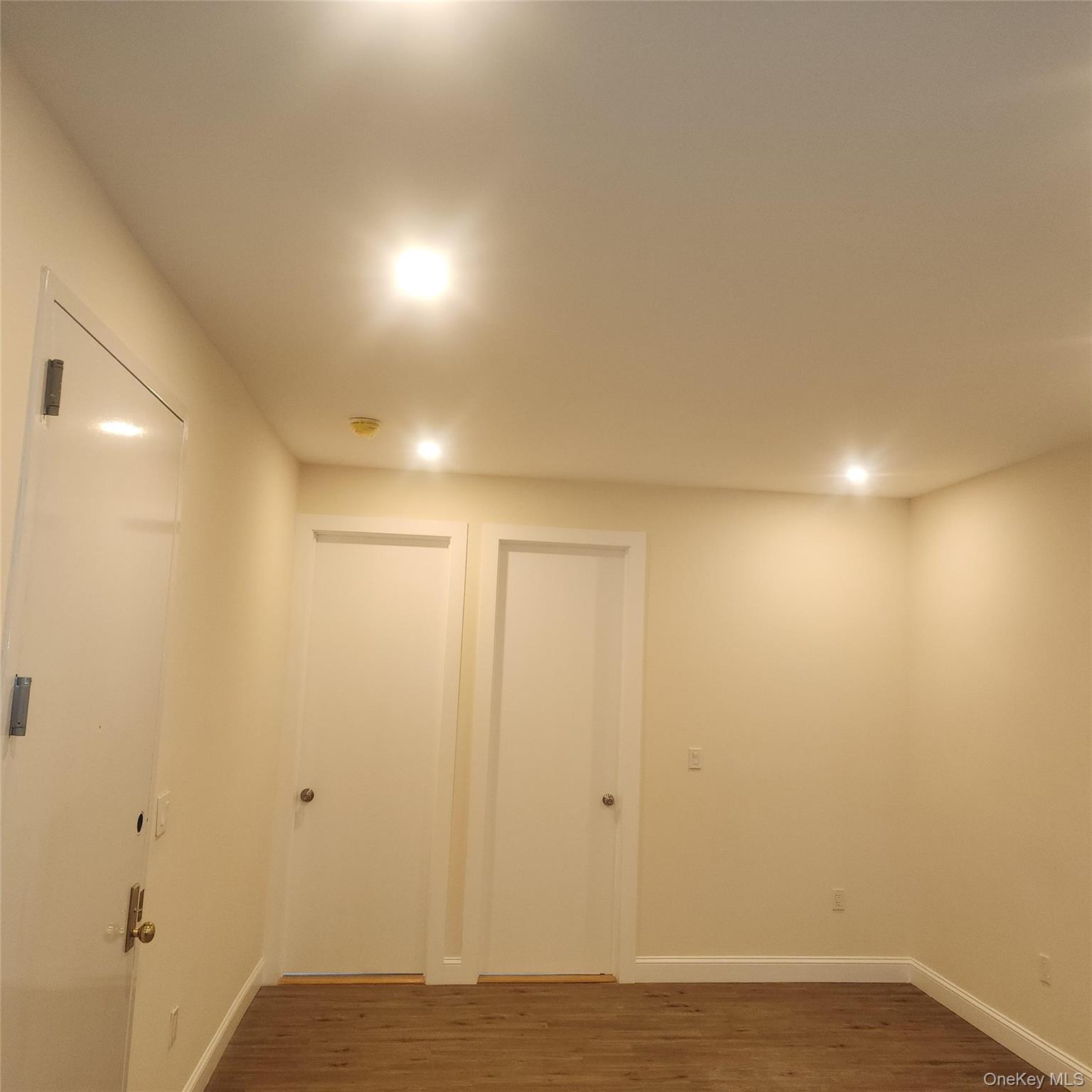 93 Elliott Avenue, Unit 2 photo 4