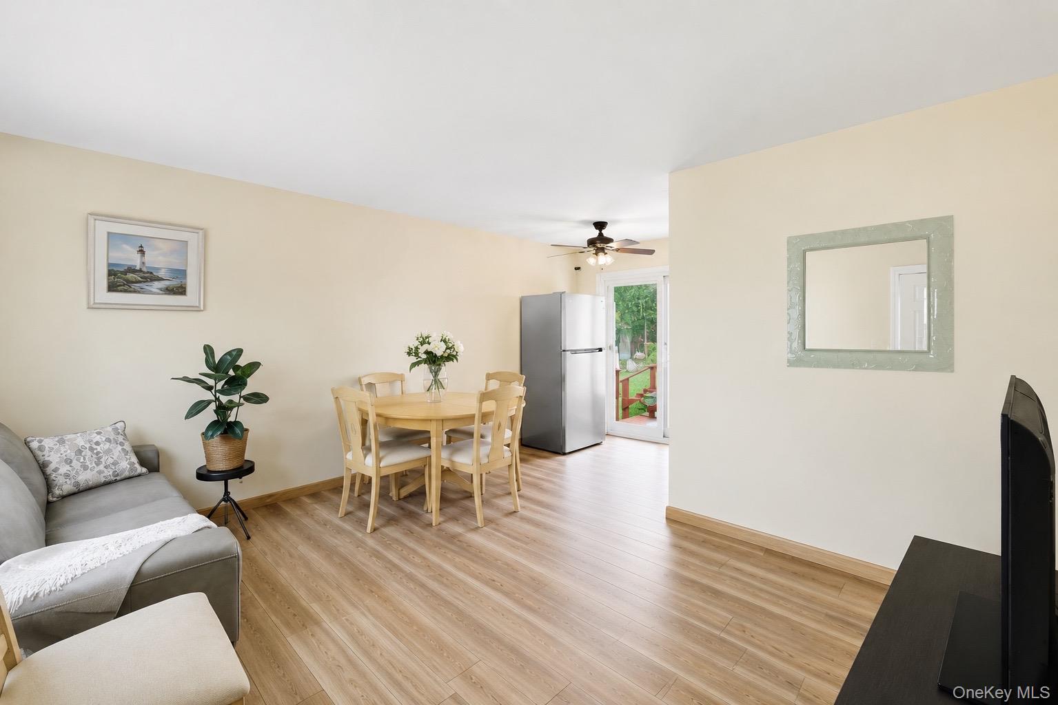 1016 Howells Road – For Sale photo 3