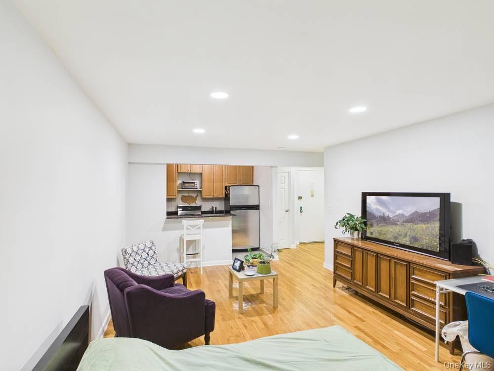 6515 Alderton Street, Unit 3F photo 13