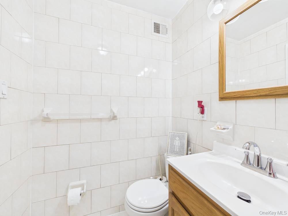 6515 Alderton Street, Unit 3F photo 9
