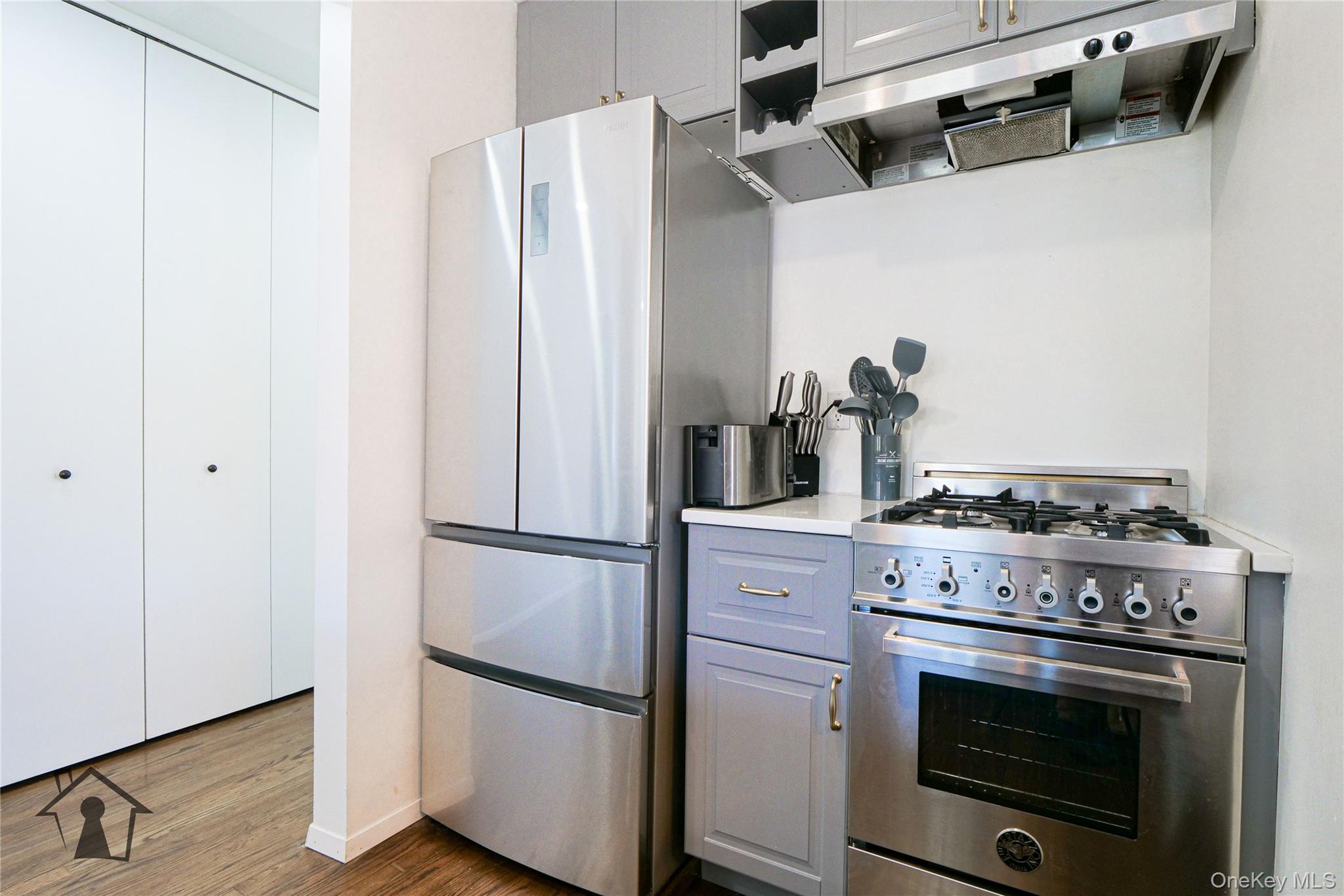 54 Erasmus Street, Unit 2D photo 11