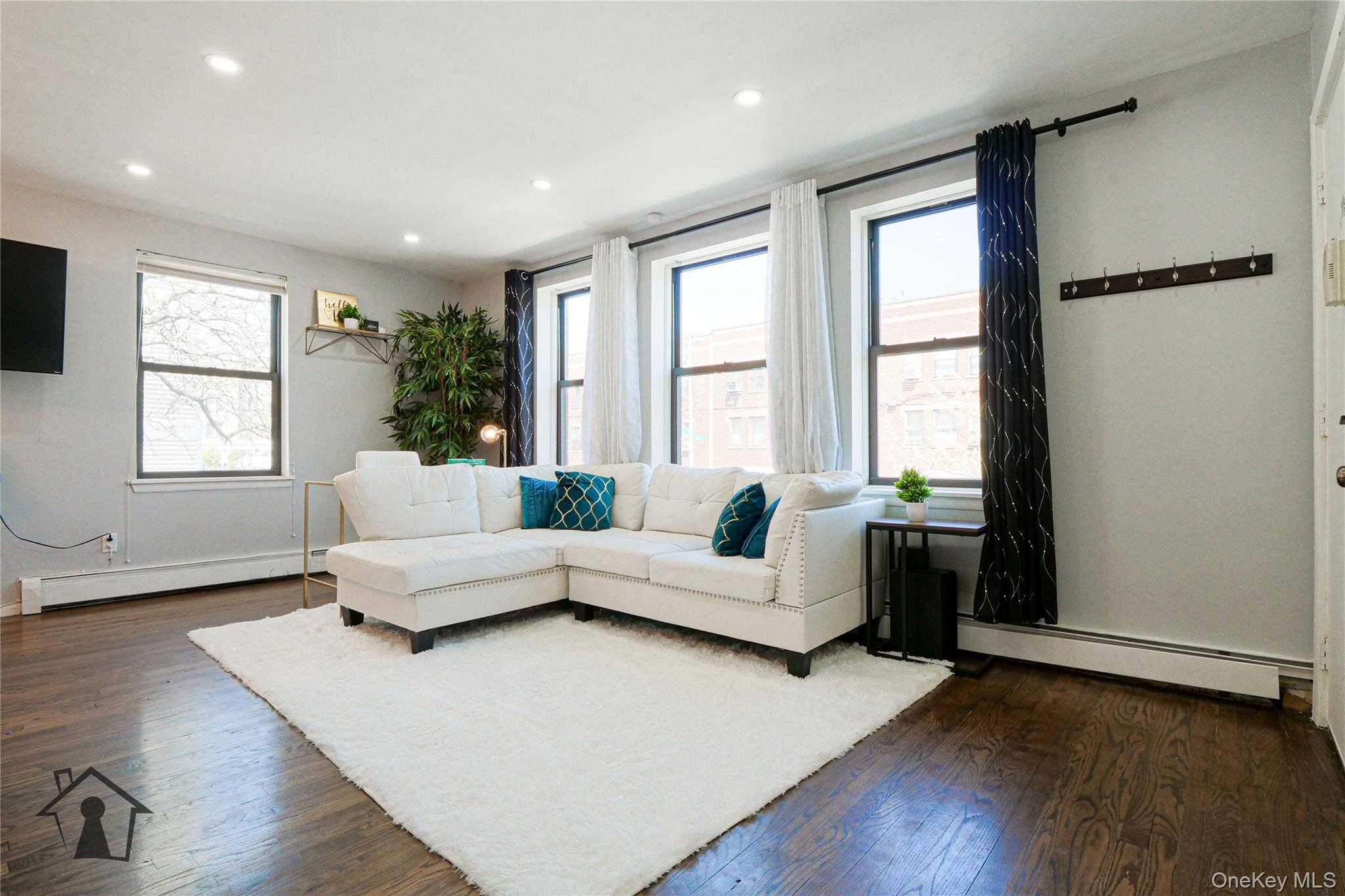 54 Erasmus Street, Unit 2D photo 5