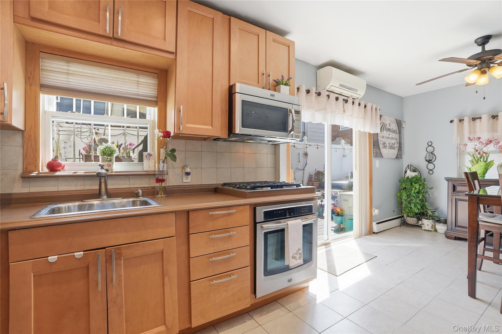 2866 Dewey Avenue – For Sale photo 8