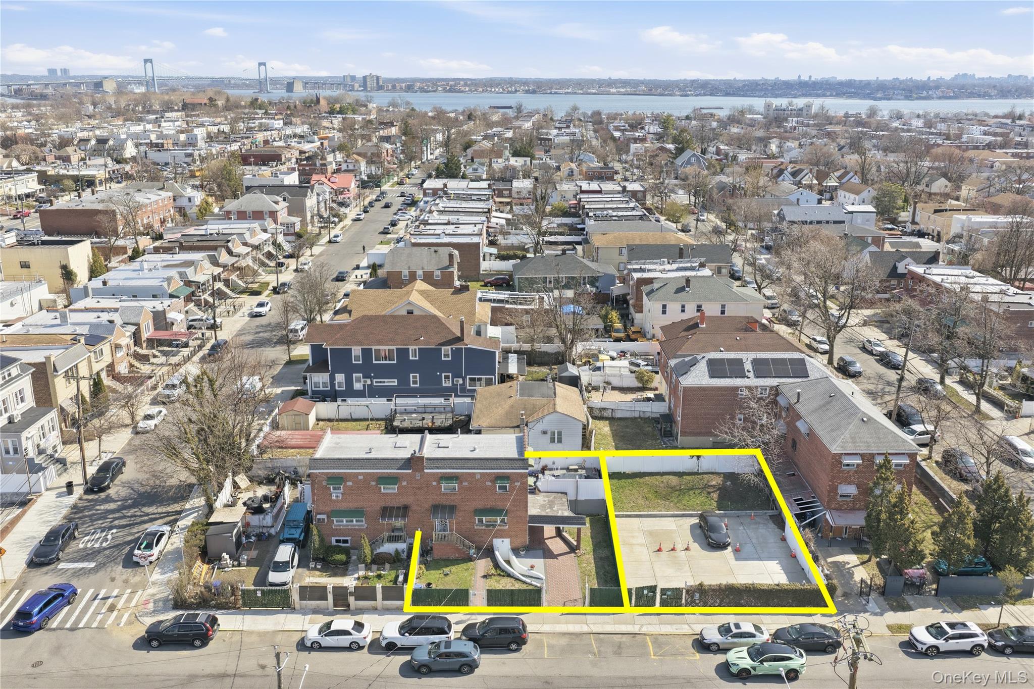 2866 Dewey Avenue – For Sale photo 2