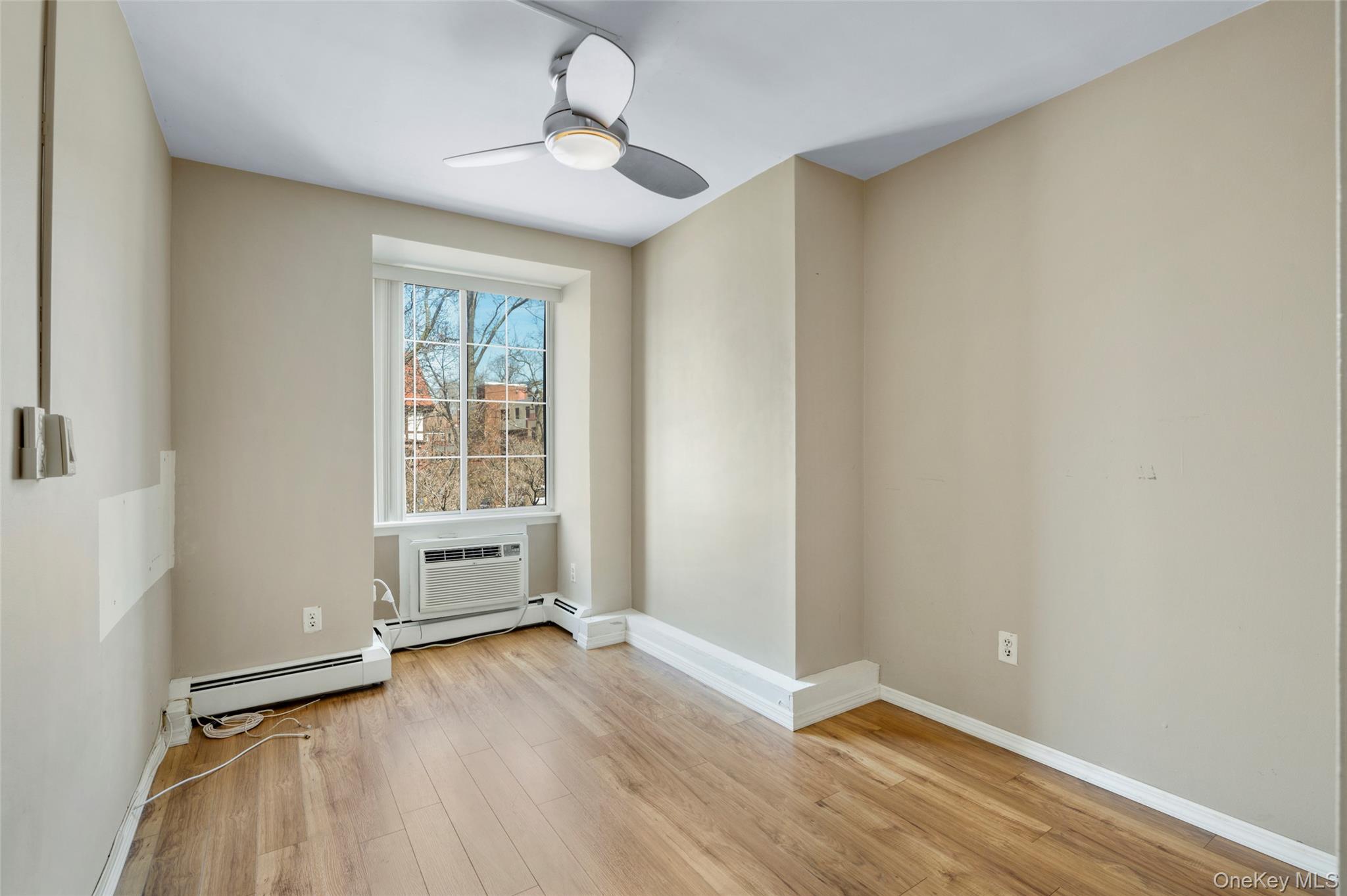 55 N Broadway Avenue, Unit 3-14 photo 31