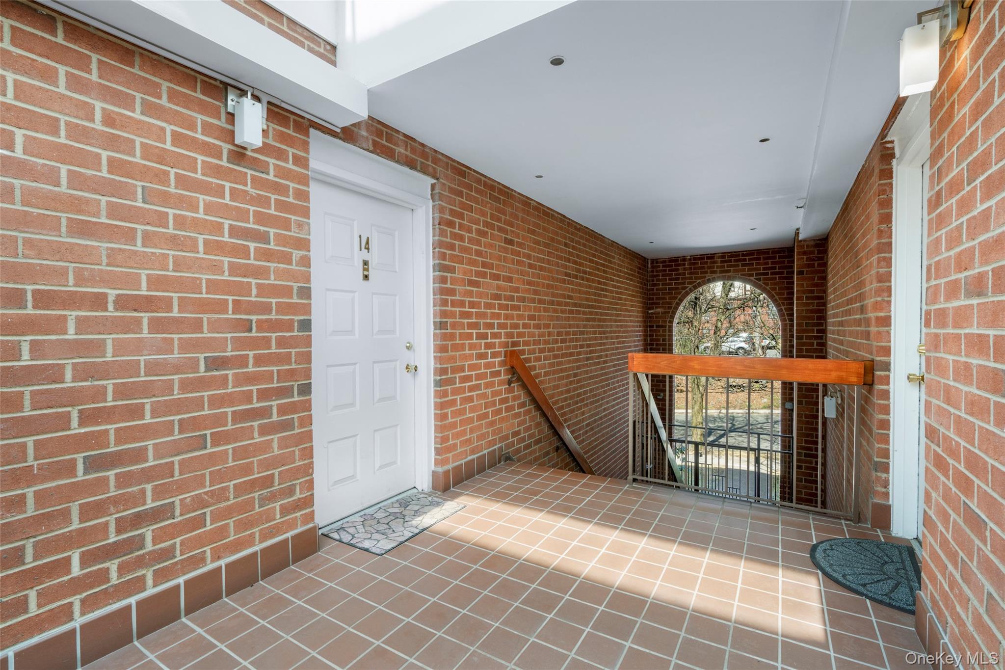 55 N Broadway Avenue, Unit 3-14 photo 36