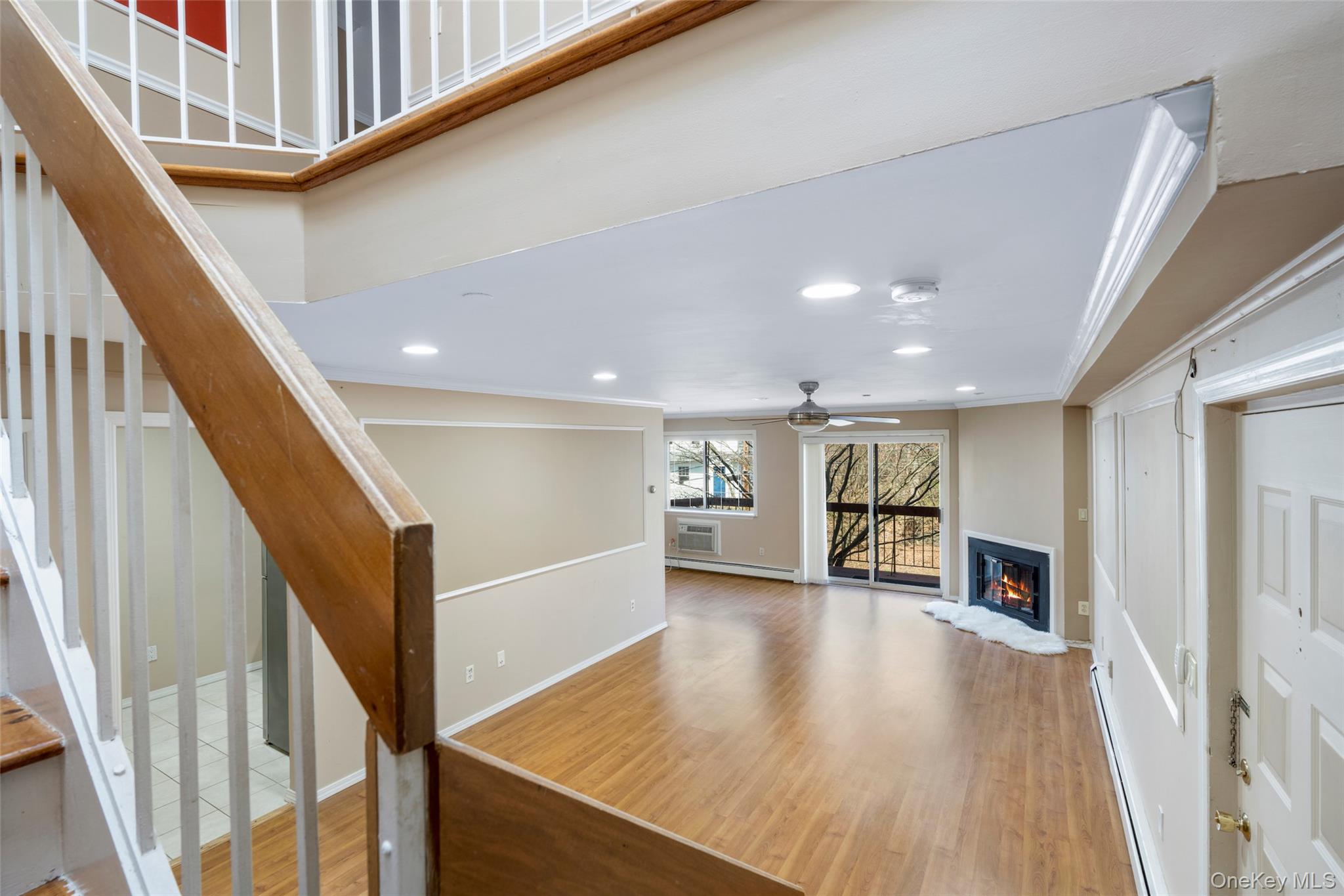 55 N Broadway Avenue, Unit 3-14 photo 17