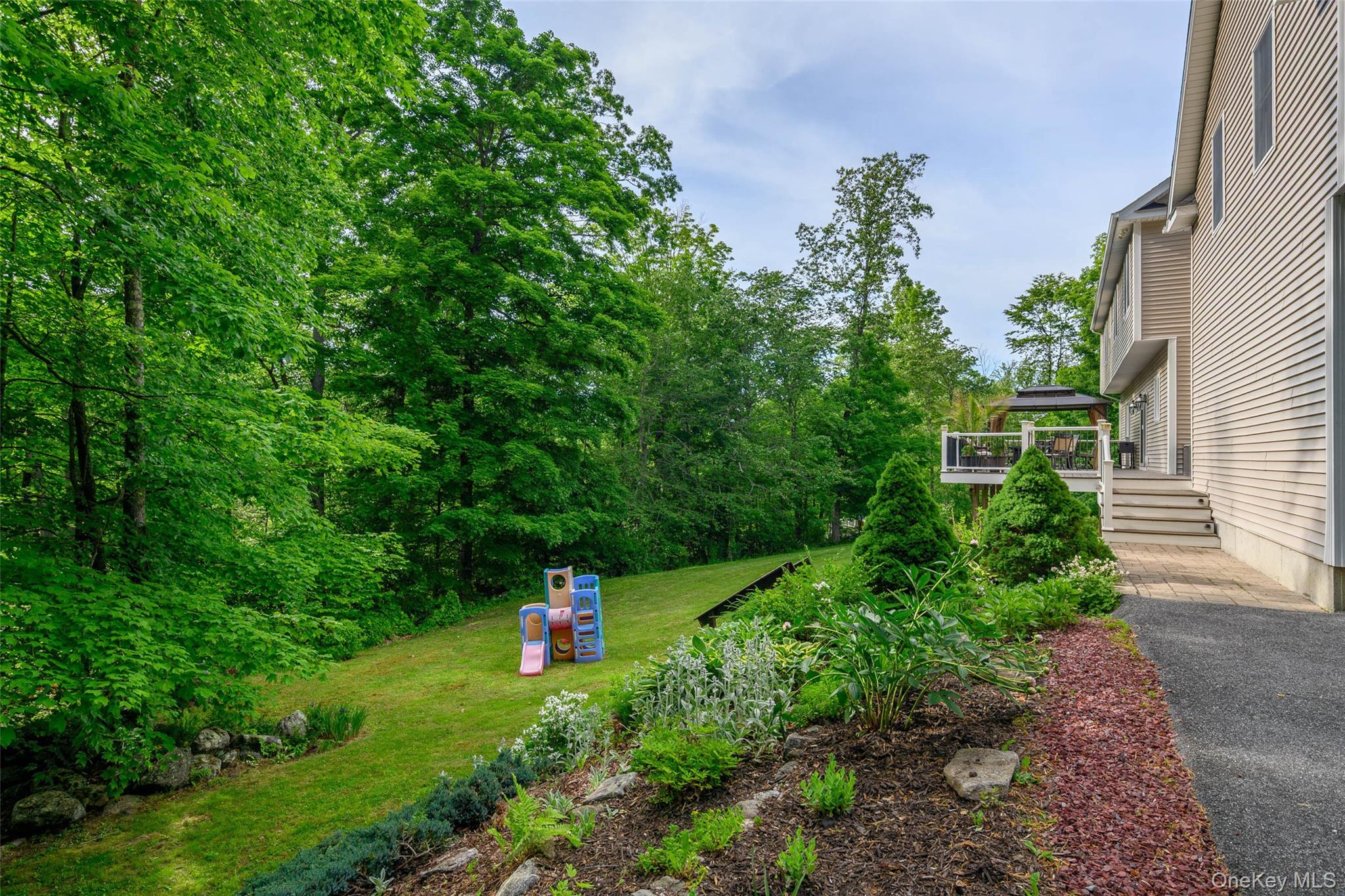 17 Weldon Woods Connecticut Road – For Sale photo 16