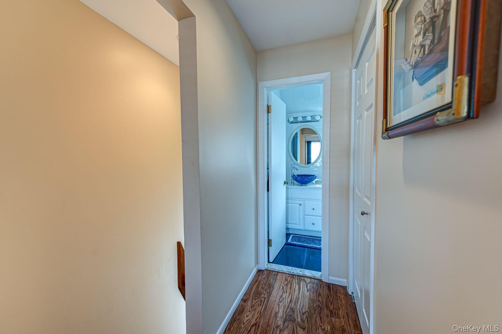 49 Canoe Place Road, Unit 212 photo 10