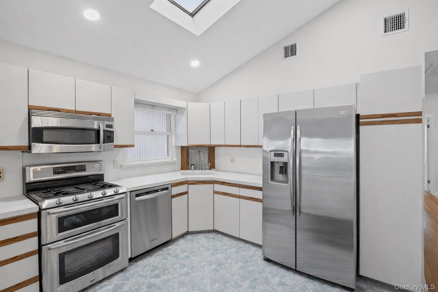 756 Guy Lombardo Avenue – For Sale photo 8