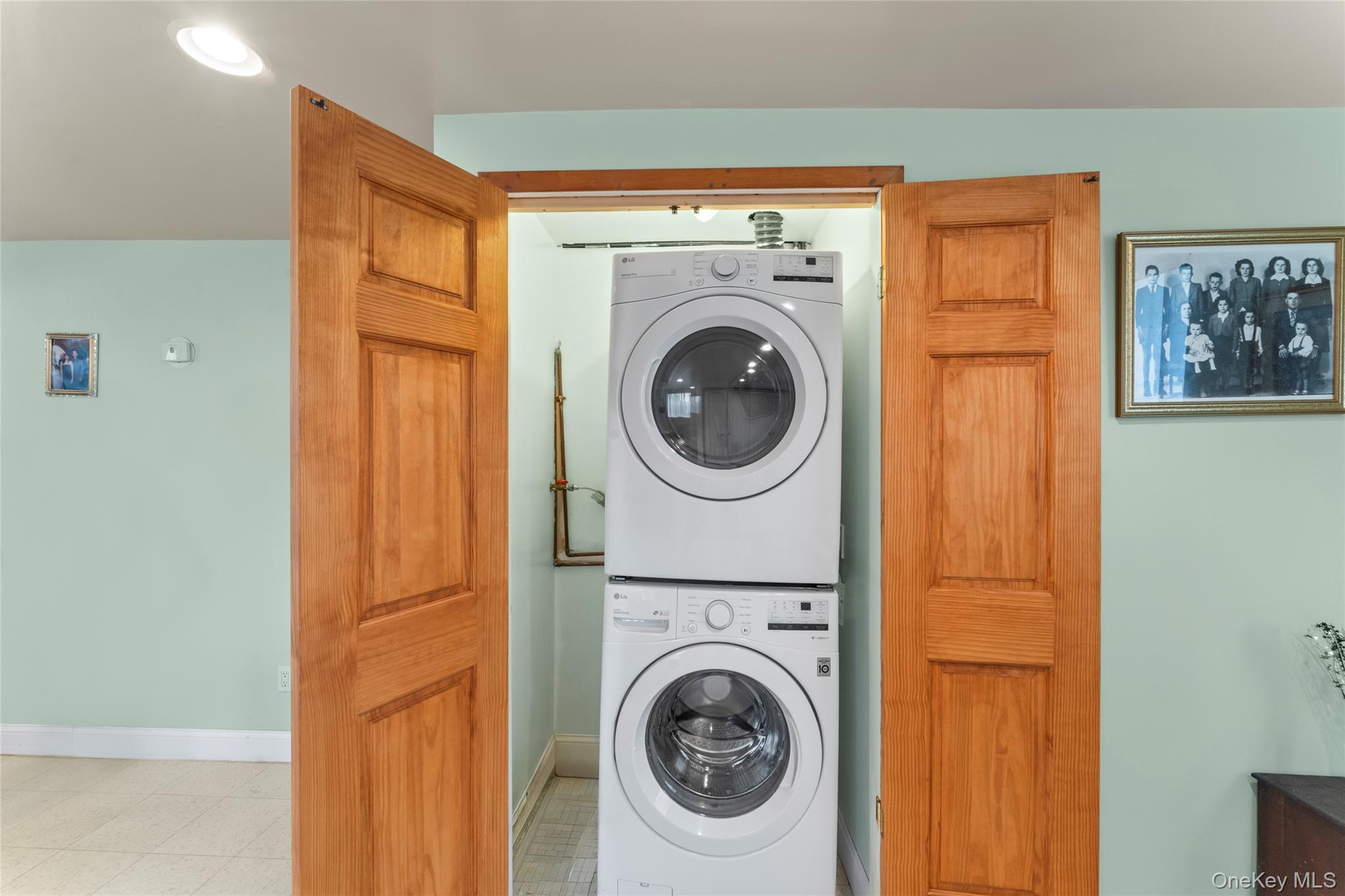18 Butler Place – For Sale photo 42