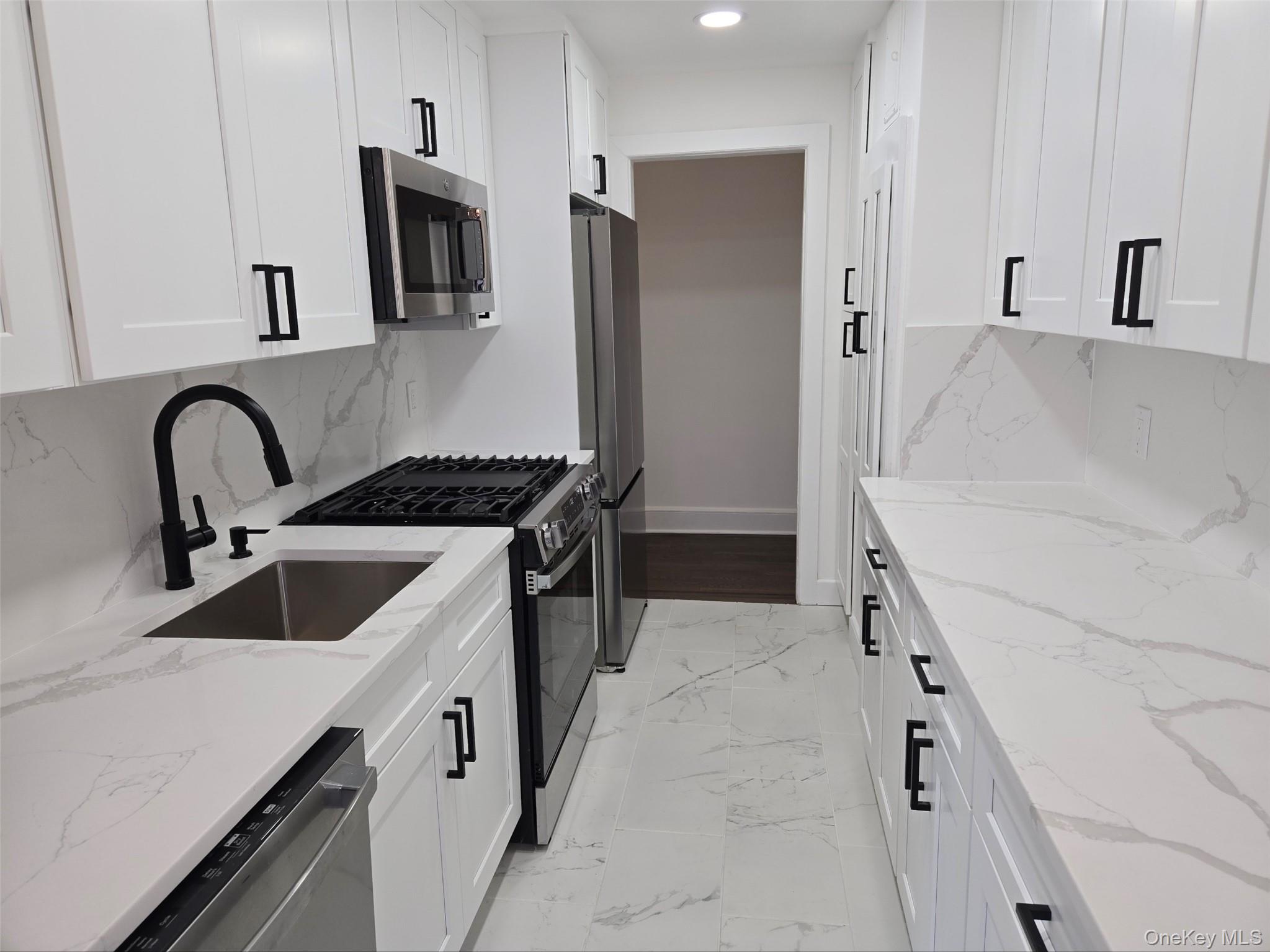 292 Main Street, Unit 5H photo 2