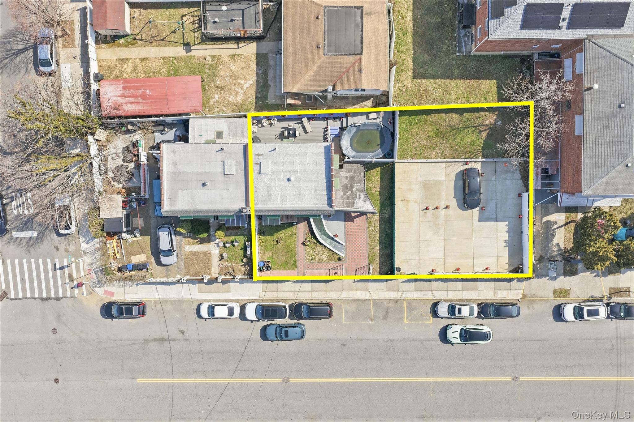2866 Dewey Avenue – For Sale photo 2