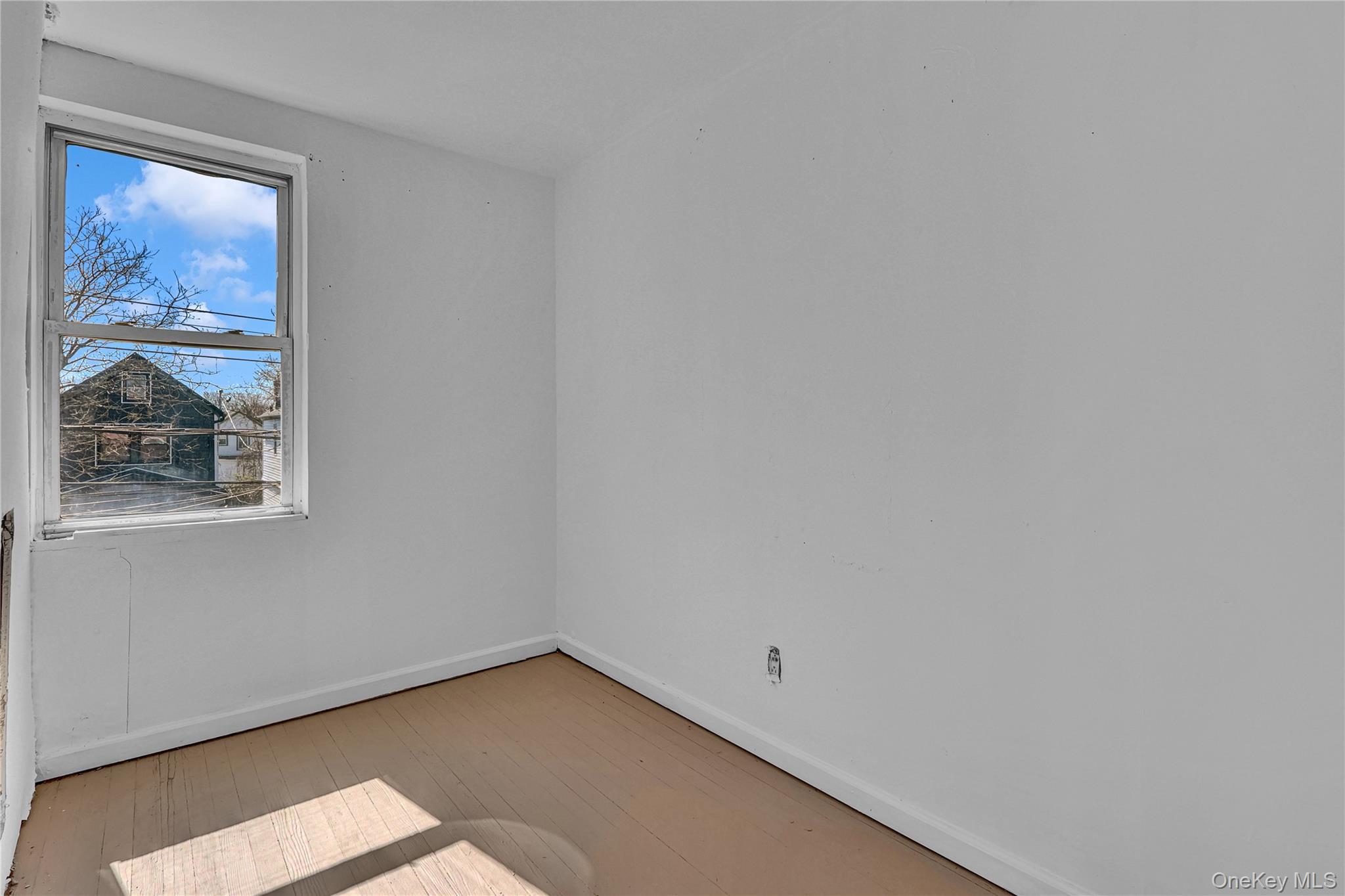 150-81 116th Drive – For Sale photo 5