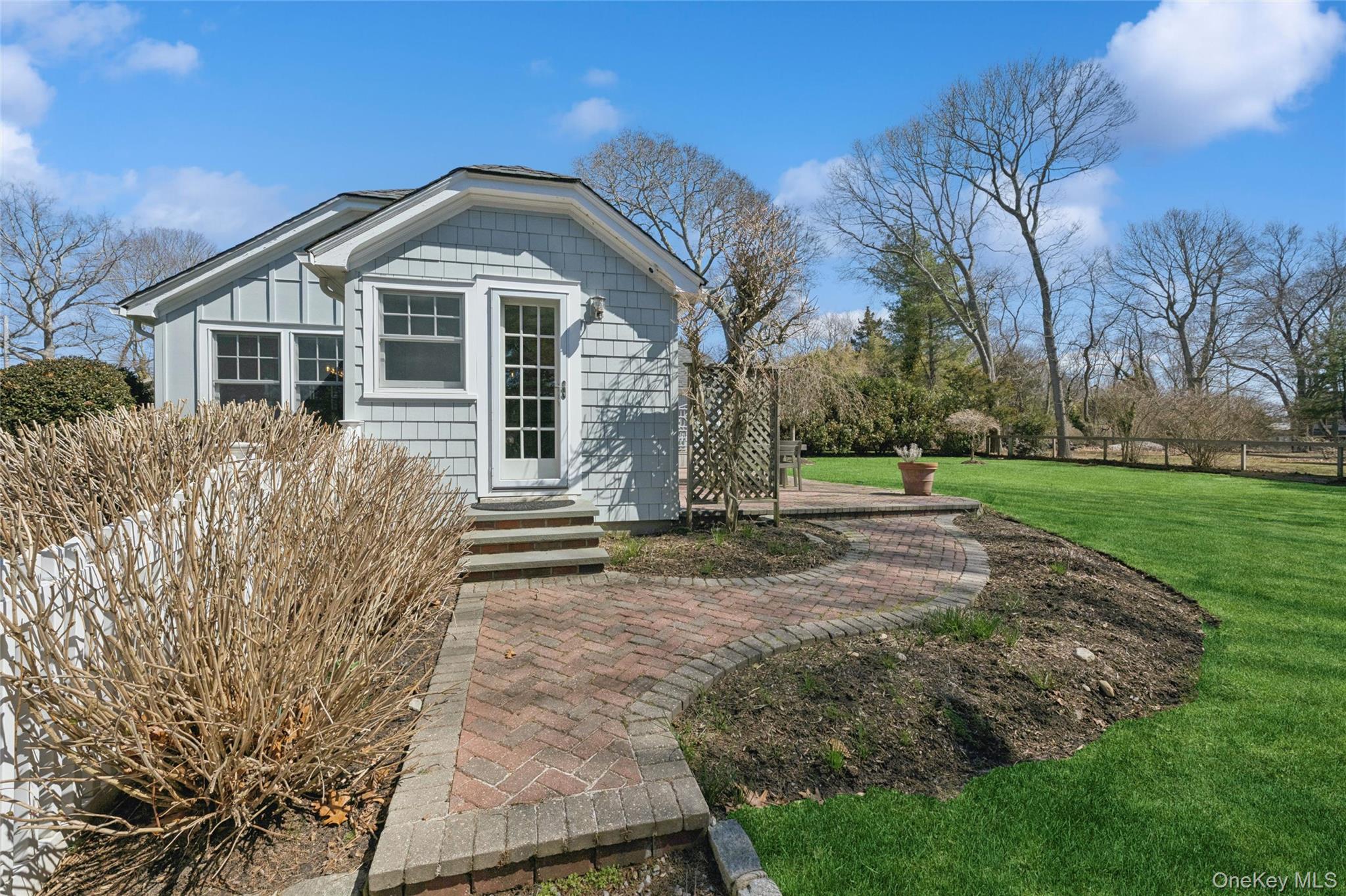 250 Oak Road – For Rent photo 16