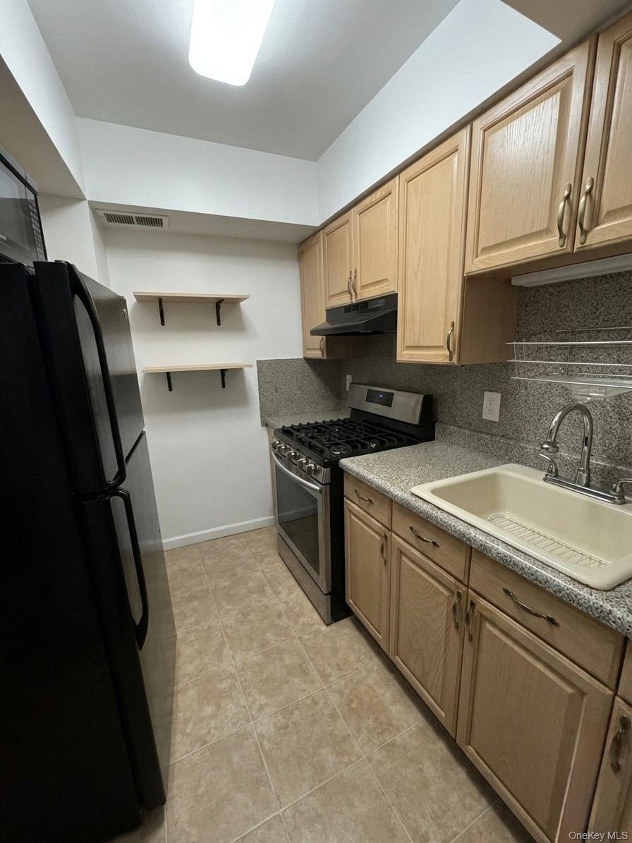 153-25 88th Street, Unit 5G photo 8
