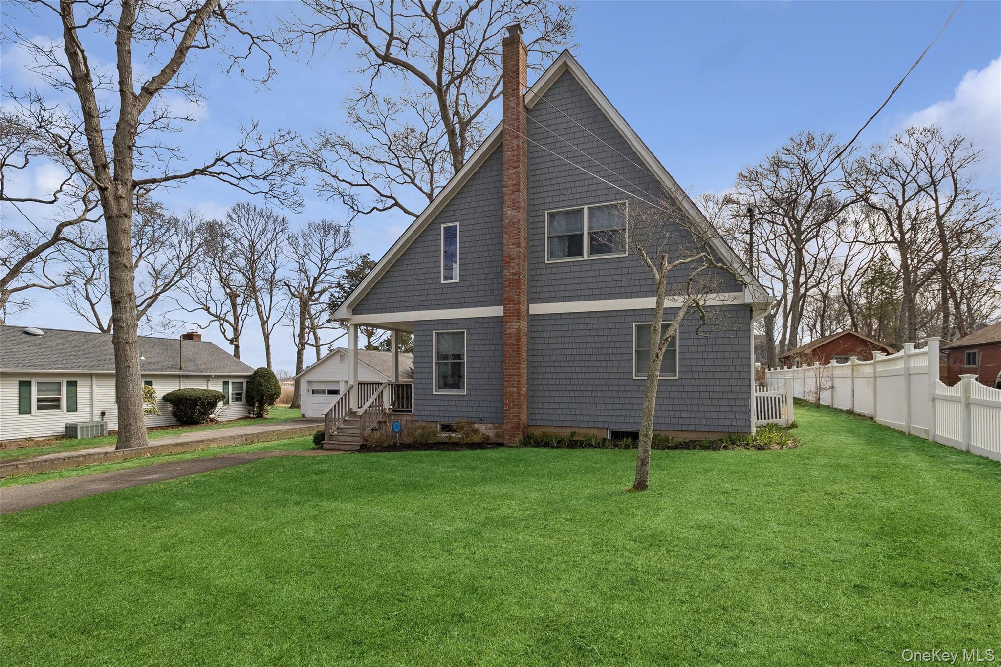 1050 Pine Avenue – For Rent photo 2