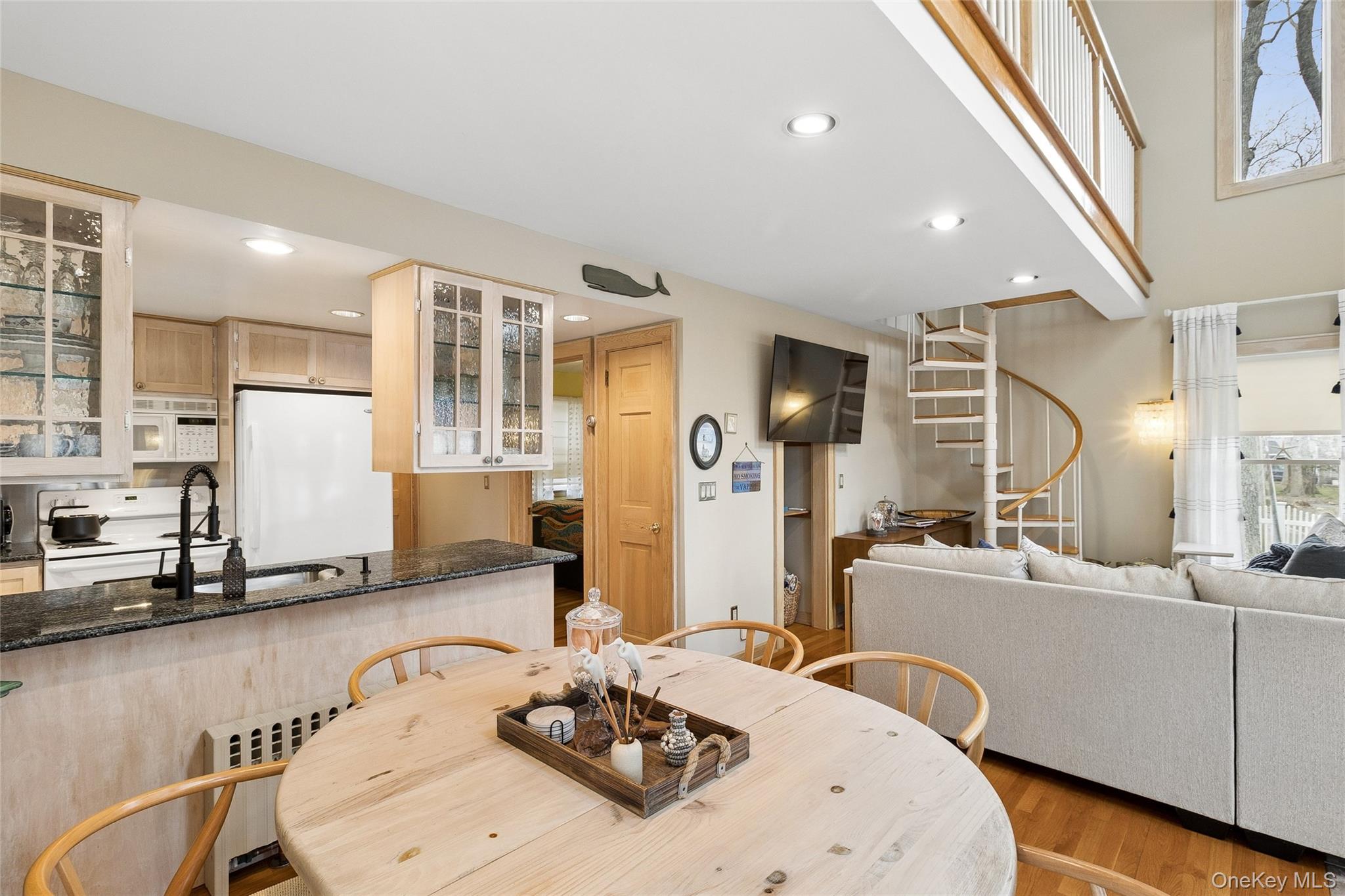 1050 Pine Avenue – For Rent photo 9