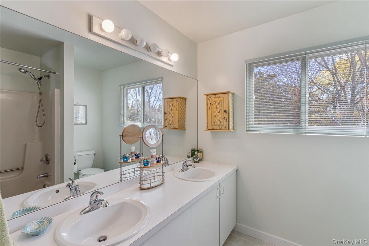9 Cedarfield Lane – For Rent photo 17