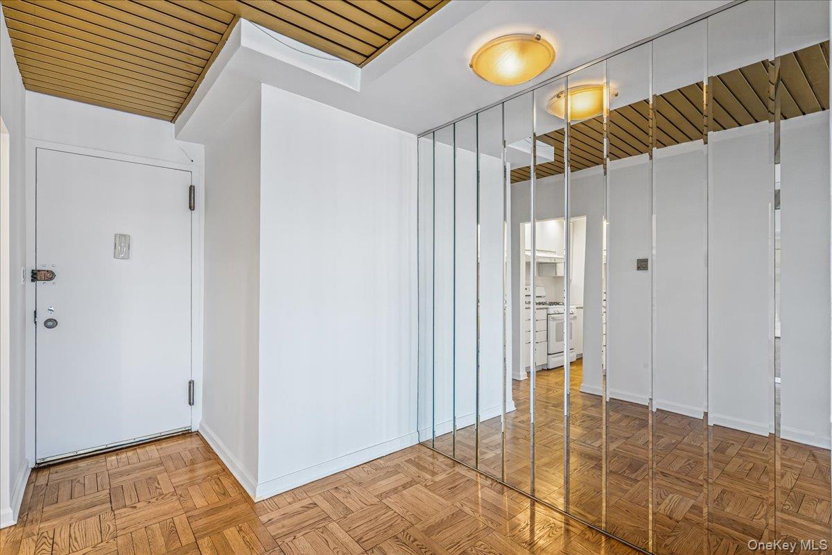 18-15 215th Street, Unit 17L photo 5