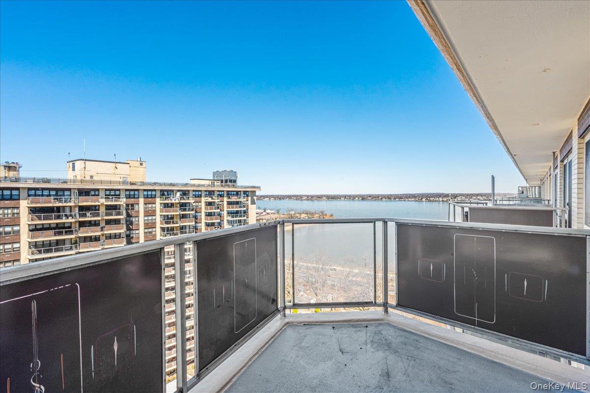 18-15 215th Street, Unit 17L photo 11