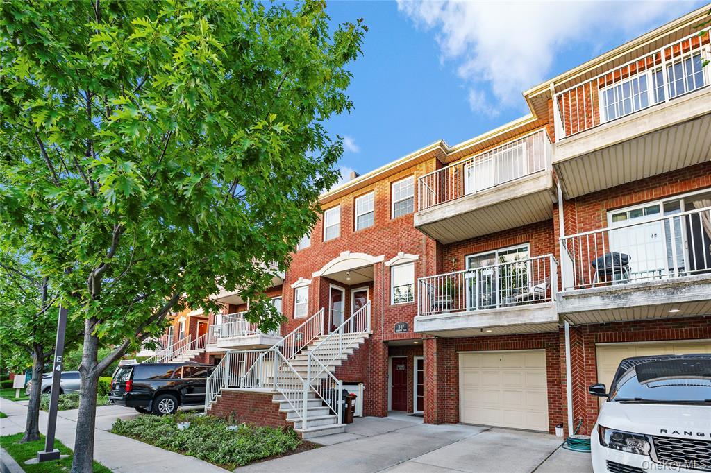3-17 Endeavor Place, Unit C photo 15