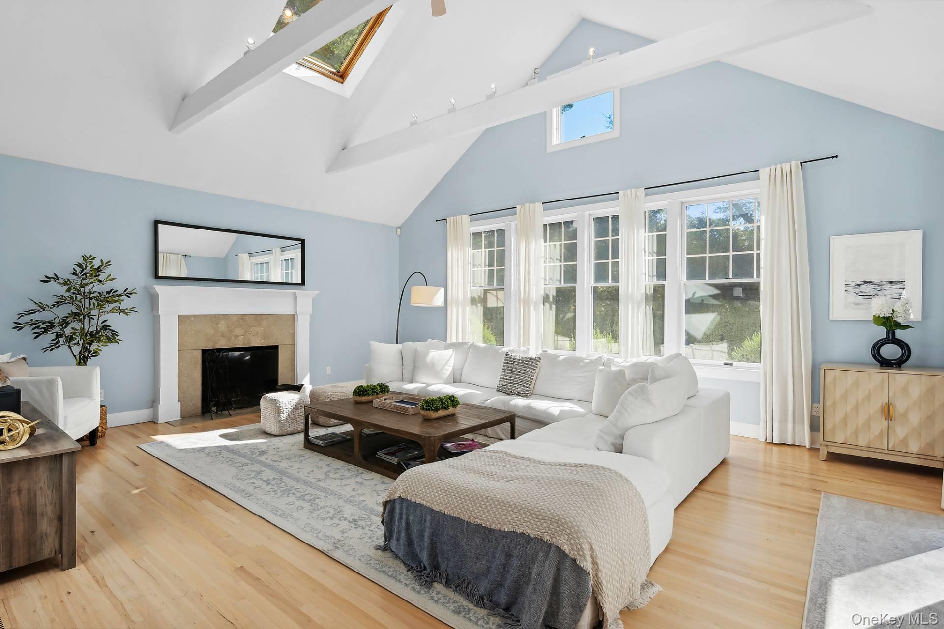 5 Spread Oak Lane – For Sale photo 5