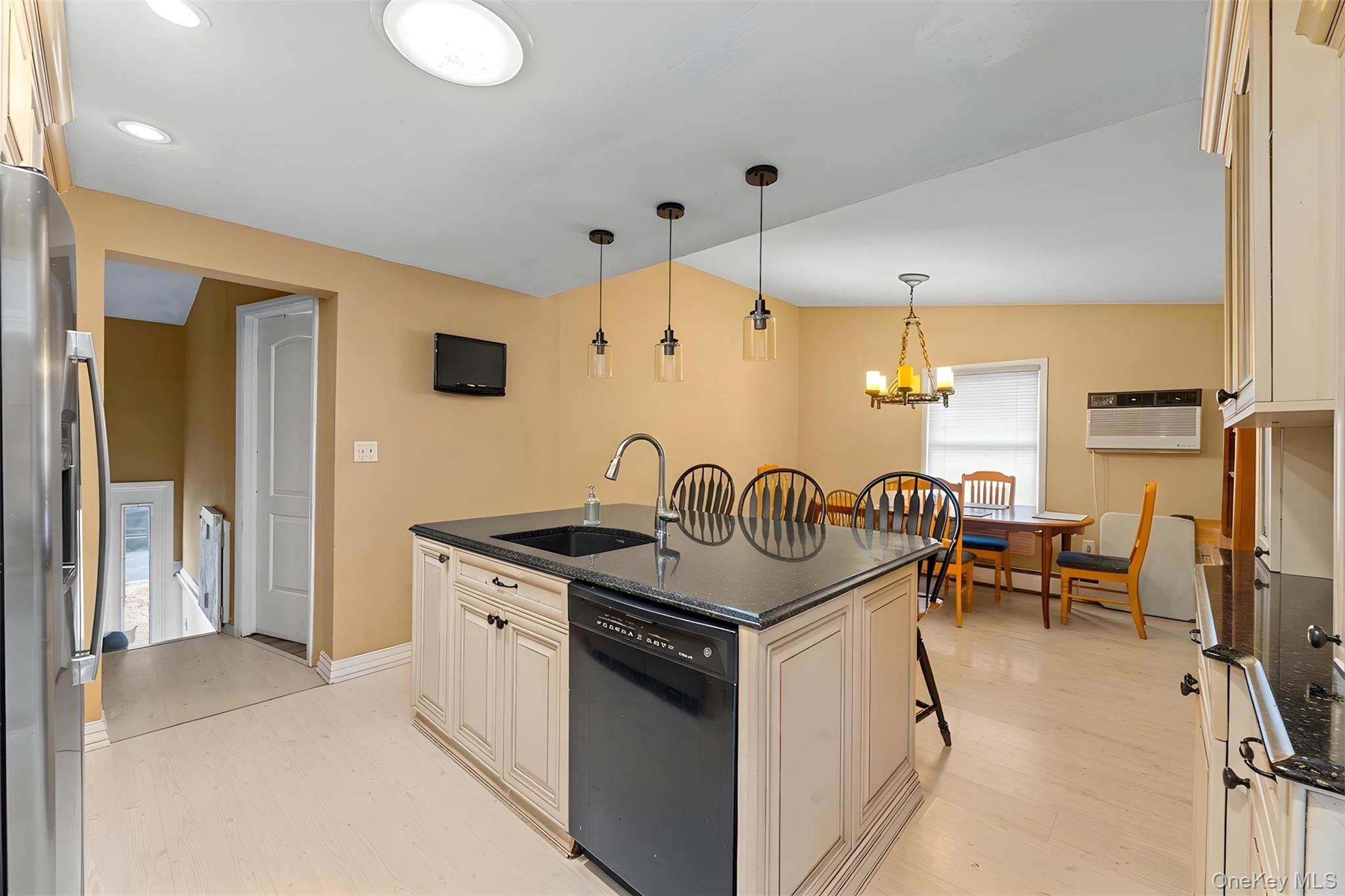 147 Horseblock Road – For Sale photo 3