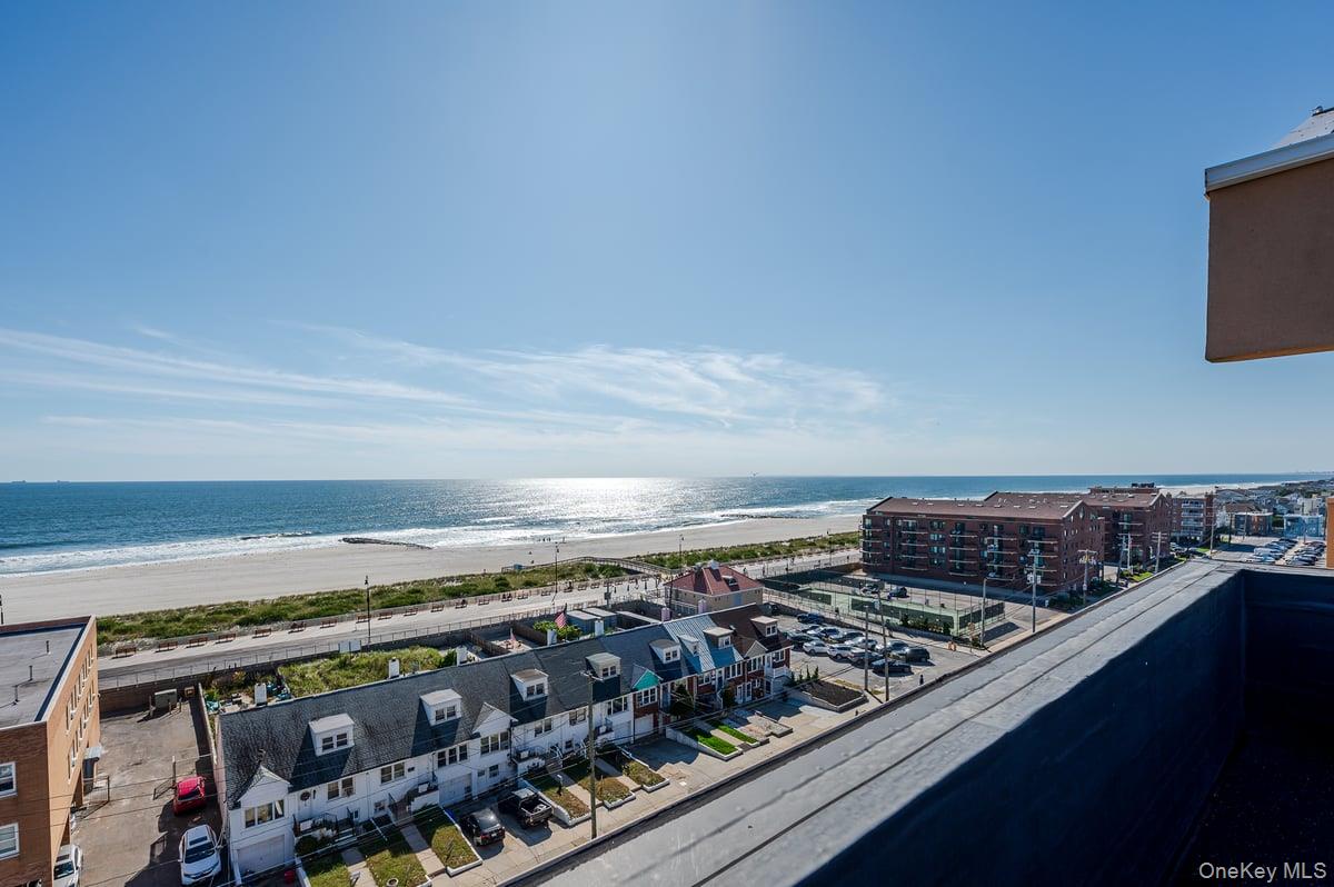661 W Broadway, Unit 401 photo 43