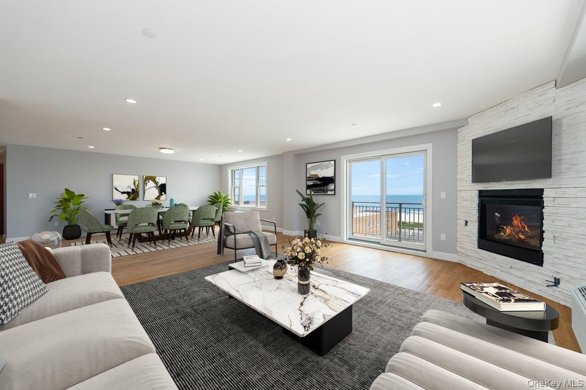 661 W Broadway, Unit 401 photo 7