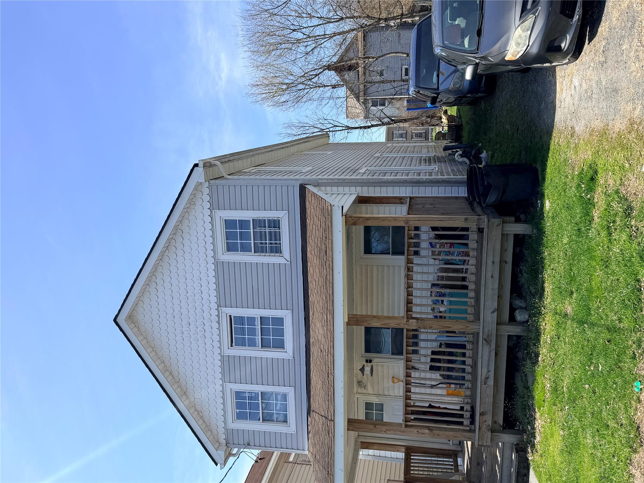 131 Hammond Street – For Sale photo 3