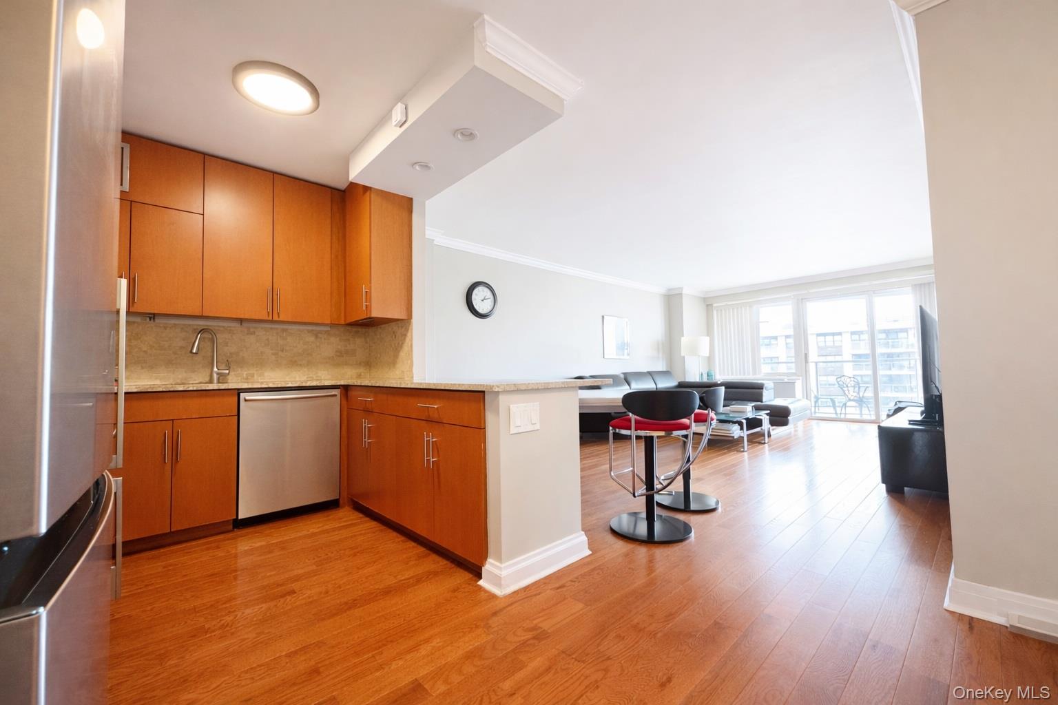 1815 215th Street, Unit 16J photo 5