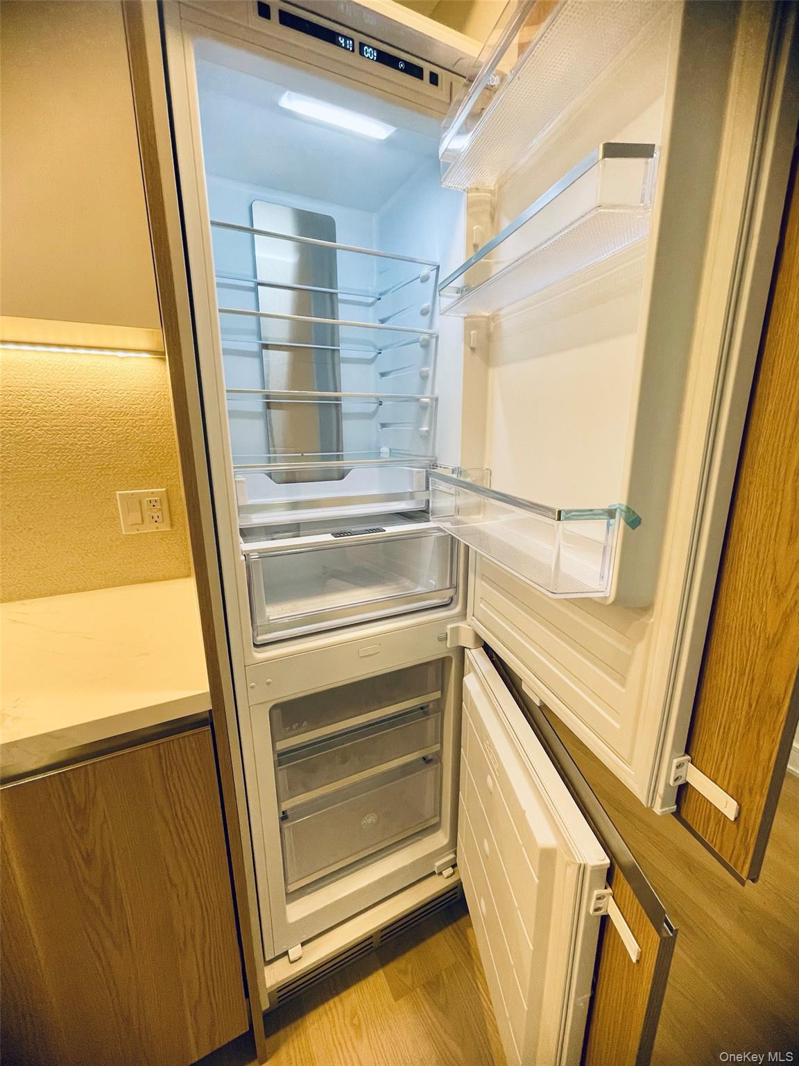 27-09 40th Avenue, Unit 3D photo 7