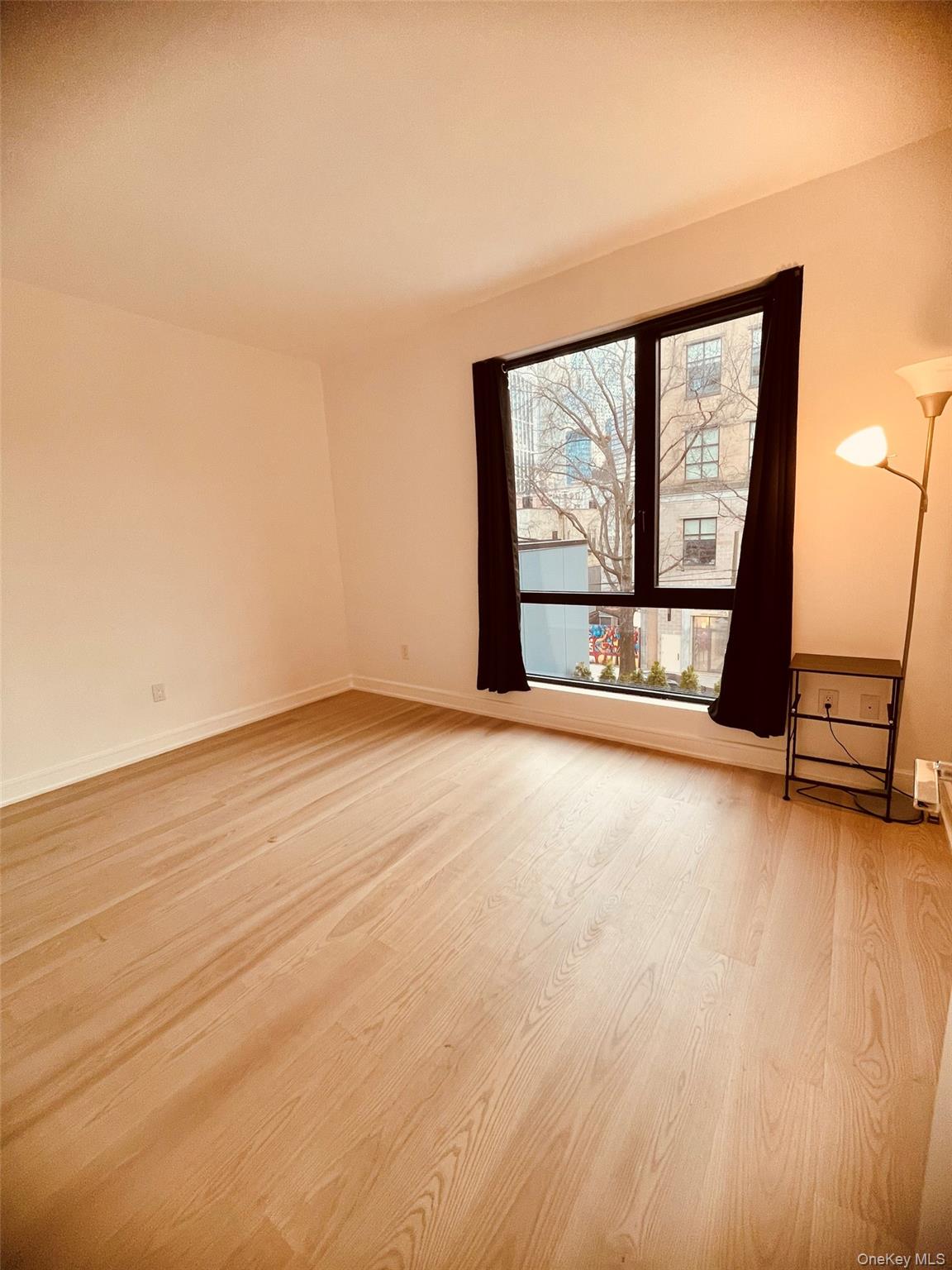 27-09 40th Avenue, Unit 3D photo 2