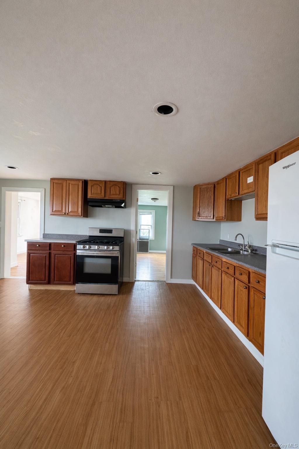 155 Pierce Circle – For Sale photo 35