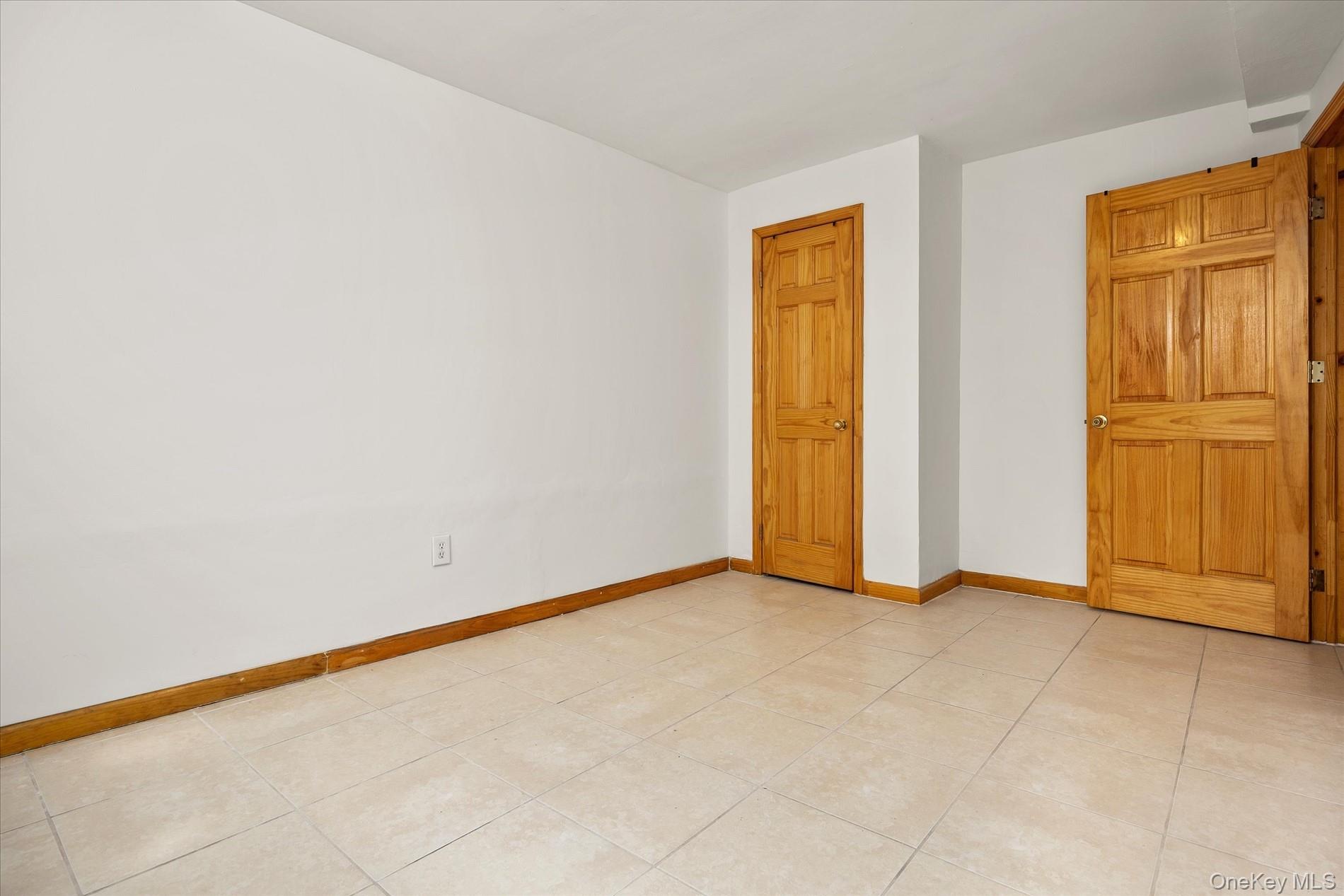 5263 65th Place – For Sale photo 5