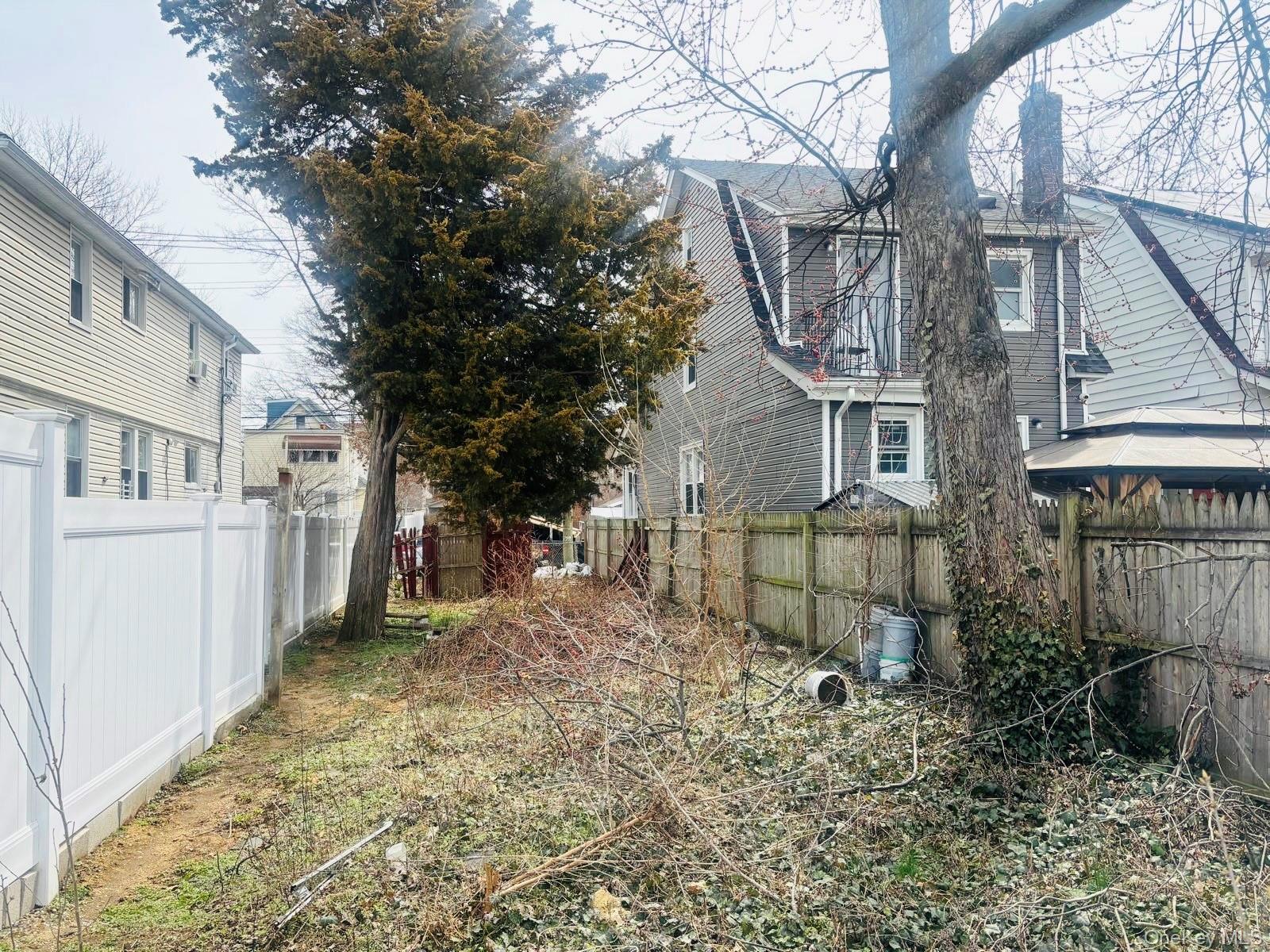 115 Avenue Avenue – For Sale photo 5