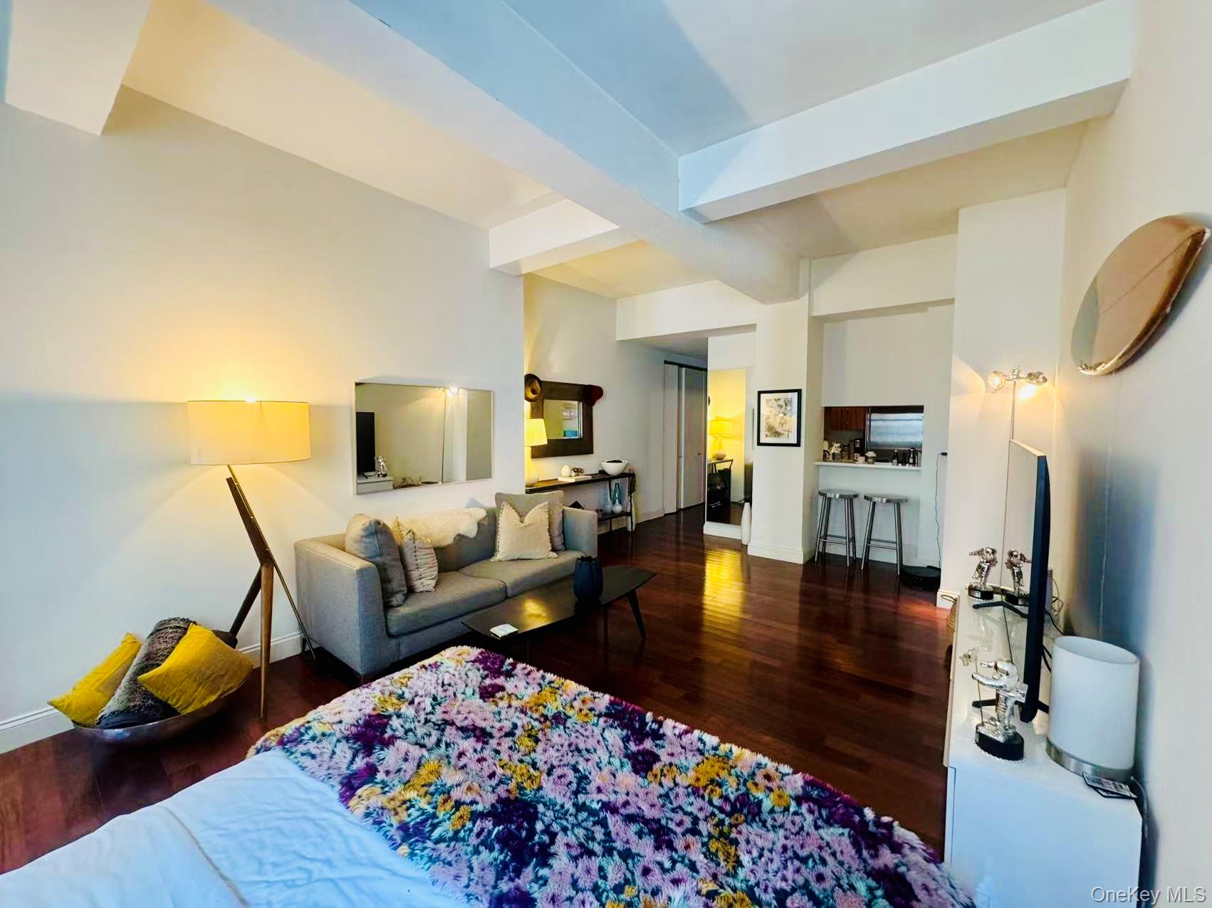 88 Greenwich Street, Unit 1305 photo 8