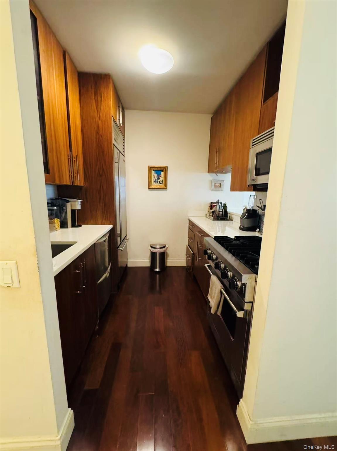 88 Greenwich Street, Unit 1305 photo 5