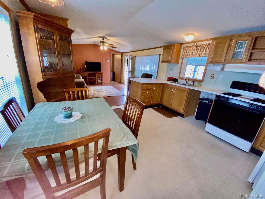 31 N Mountainview MHP – For Sale photo 12