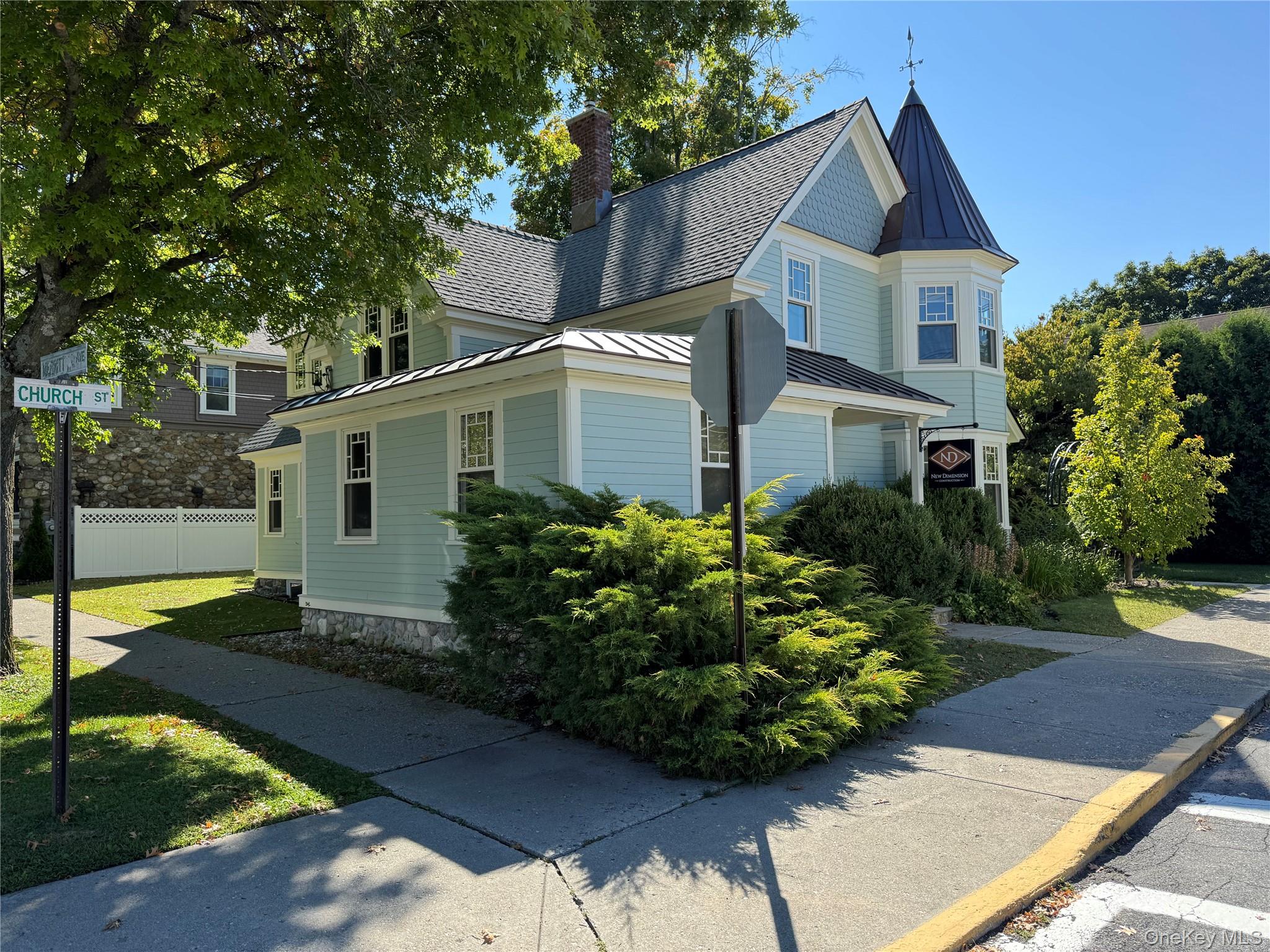 160 Church Street, Unit 2 photo 3