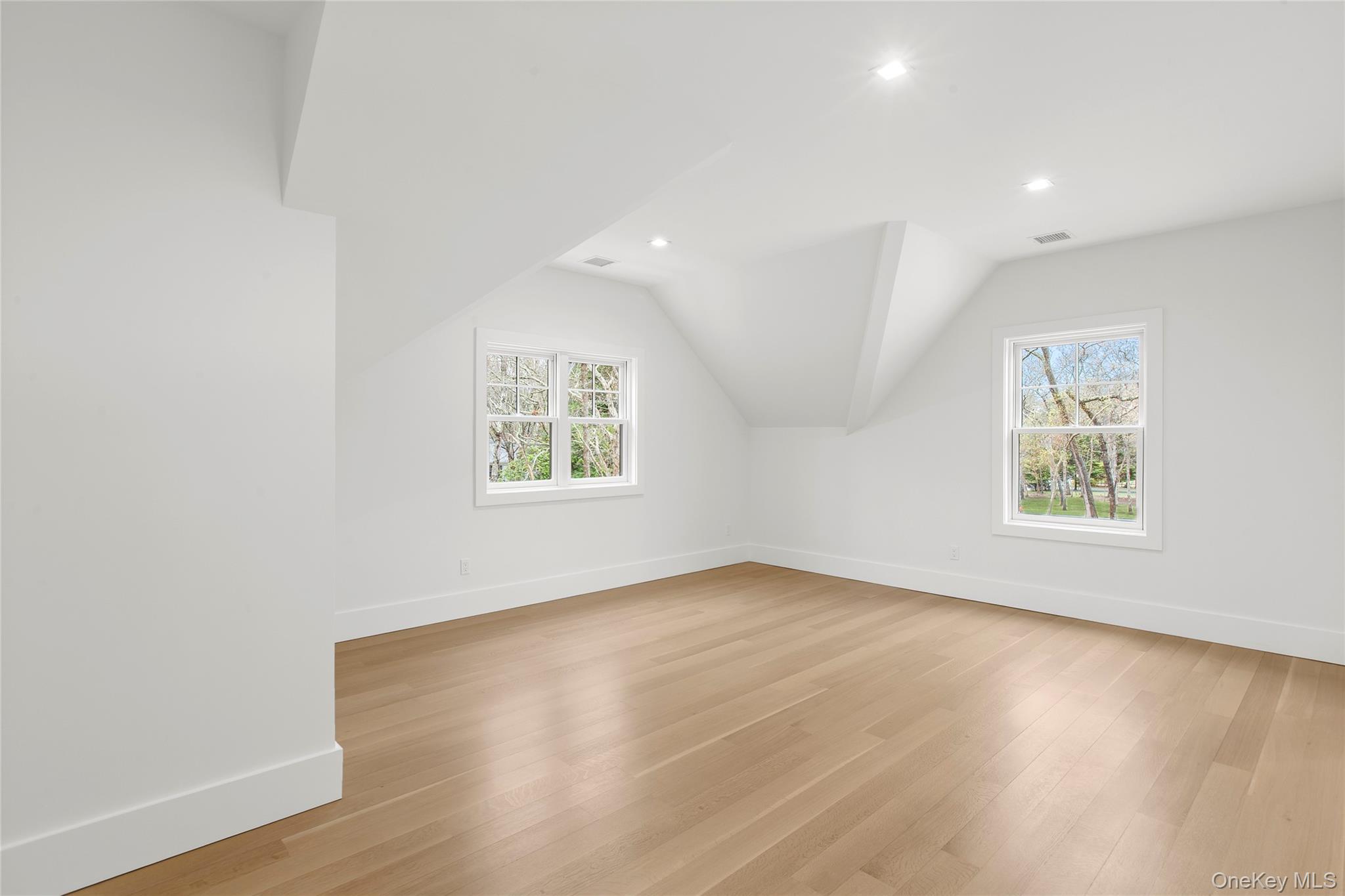 69 Jagger Lane – For Sale photo 25