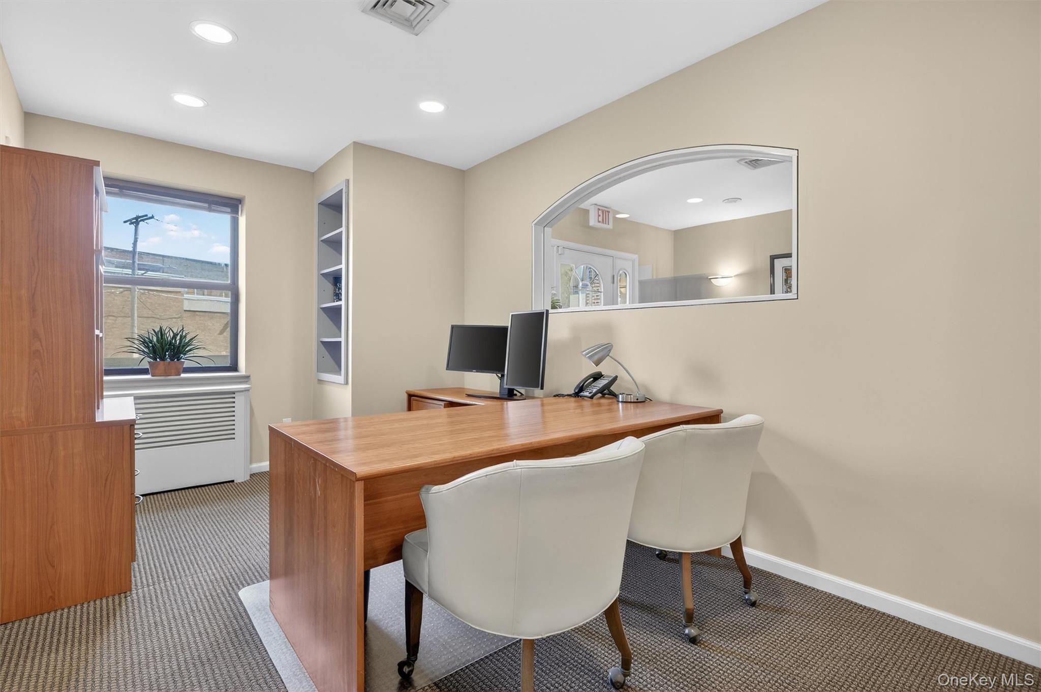10 Nosband Avenue, Unit 1L photo 23