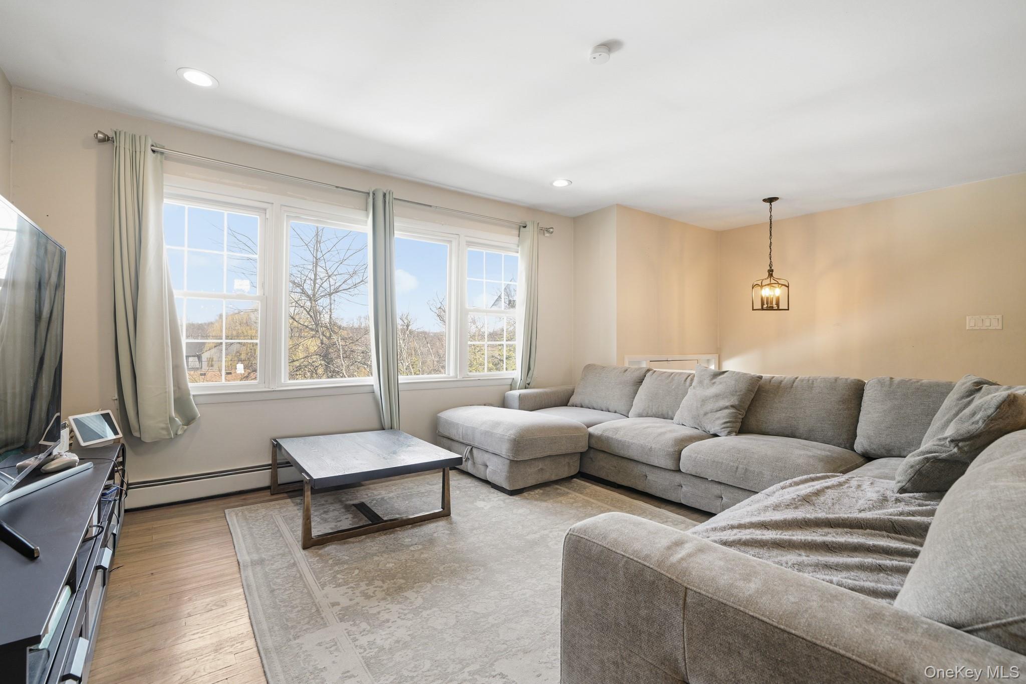 14 Dickinson Avenue – For Sale photo 4